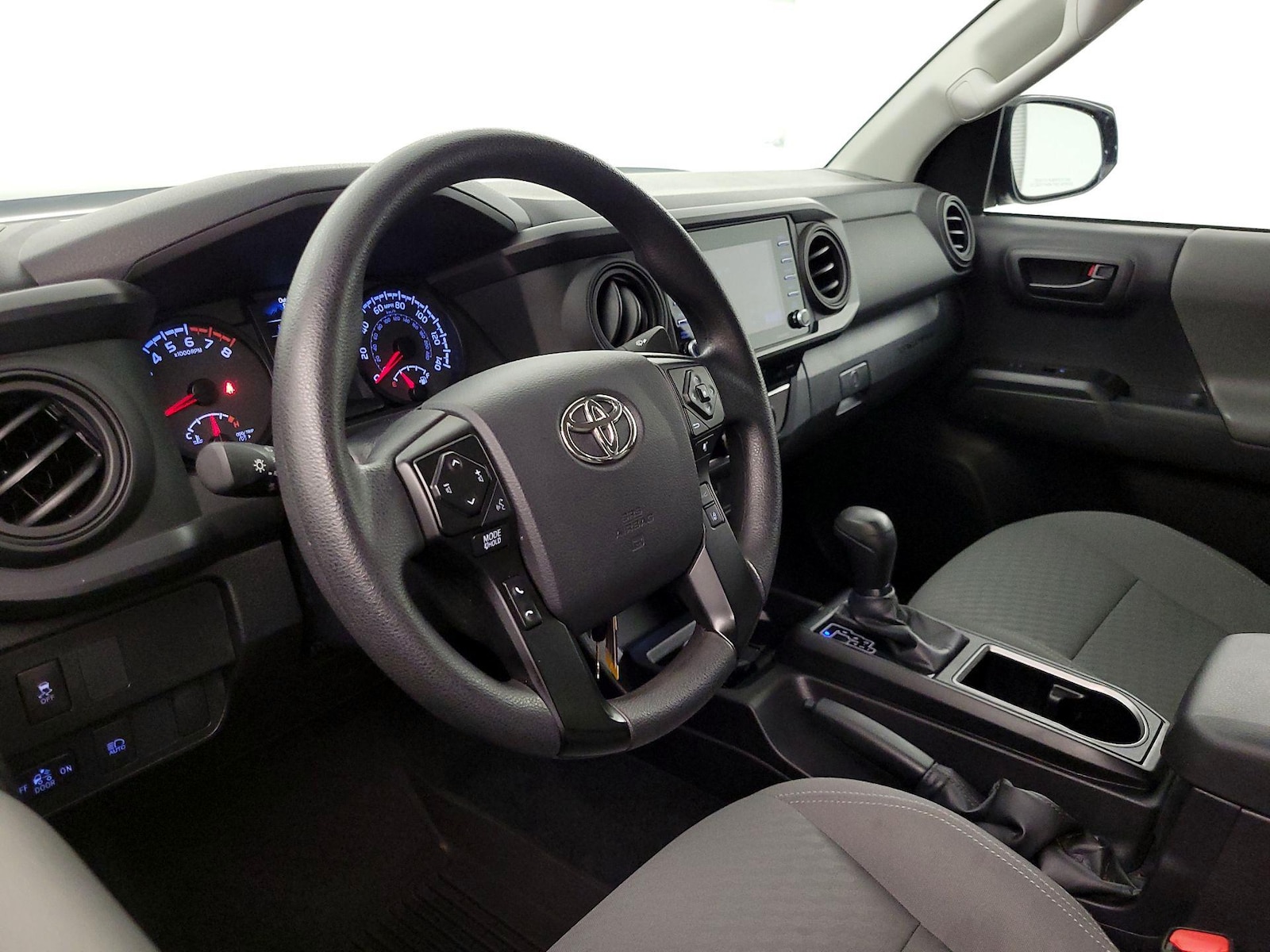 2023 Toyota Tacoma SR - Photo 8