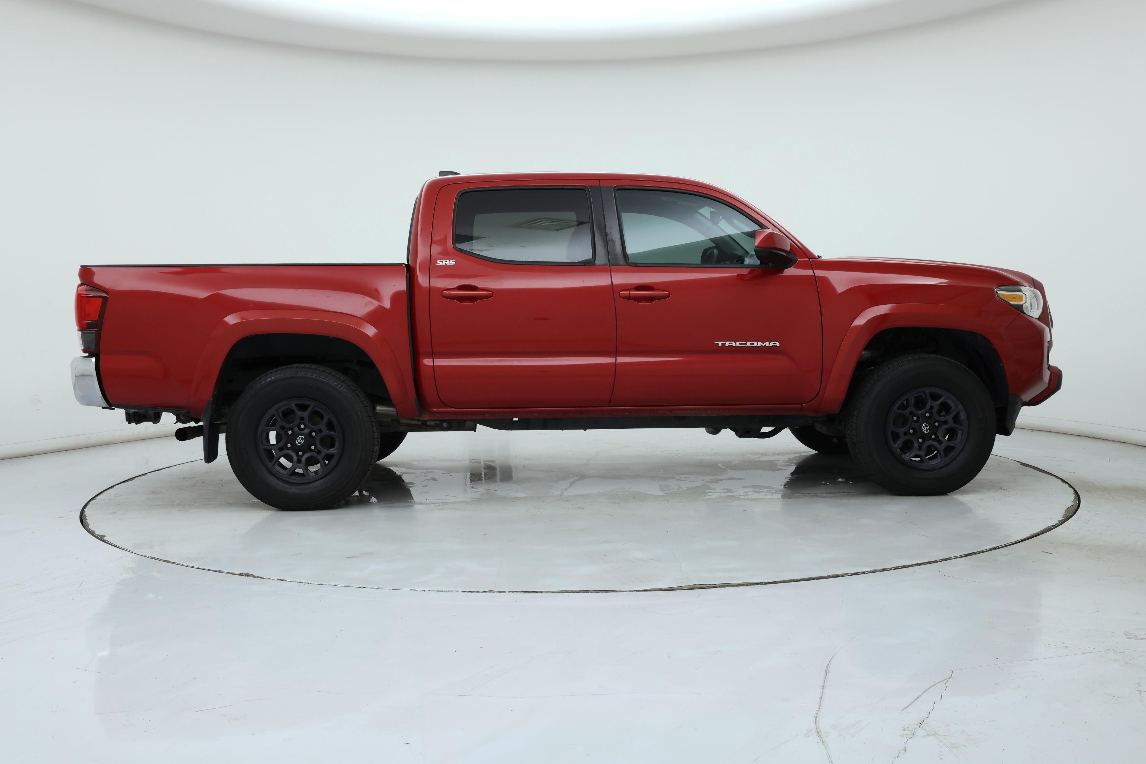 Thumbnail: 2021 Toyota Tacoma - 7