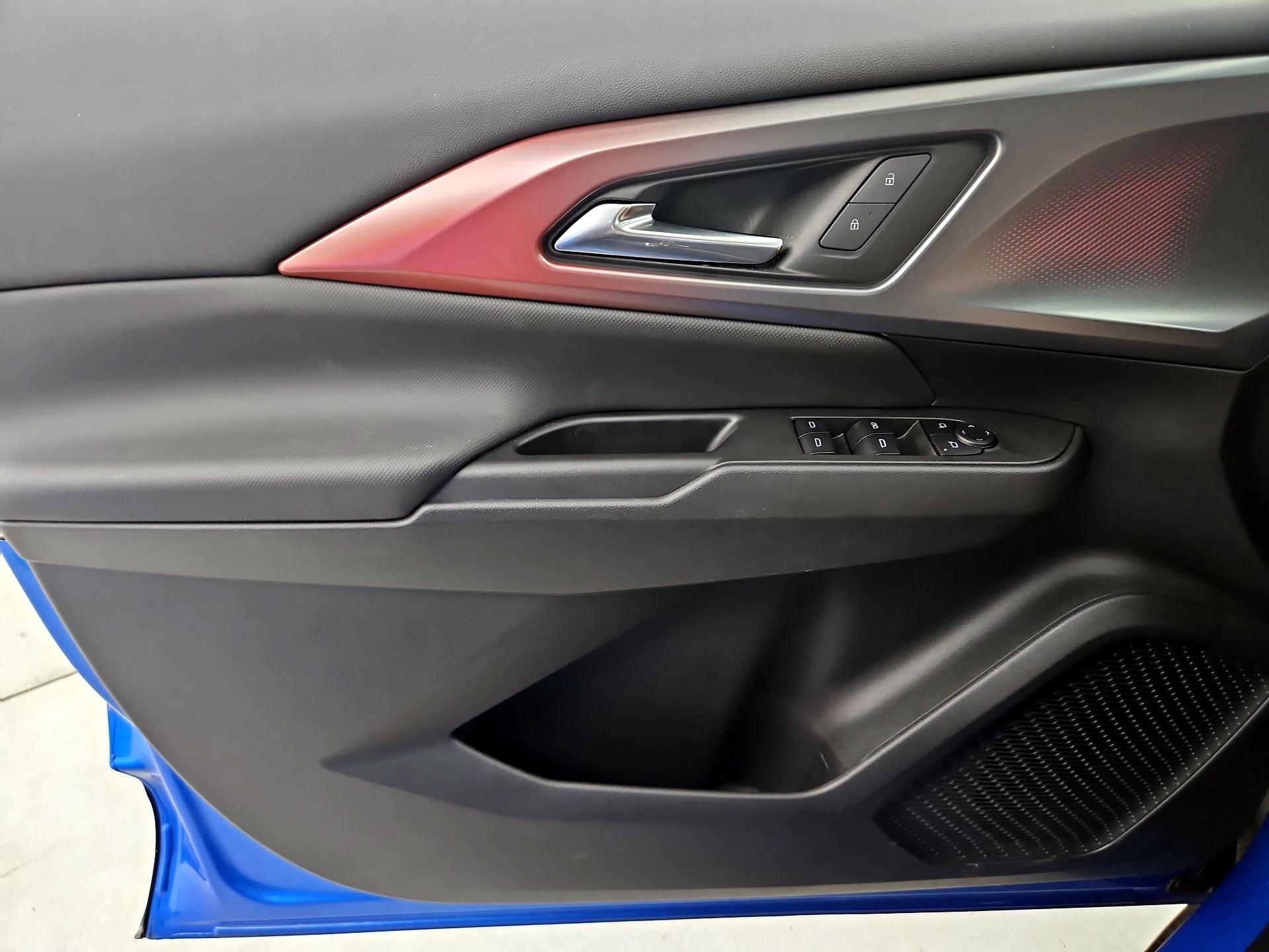 Thumbnail: 2025 Chevrolet Equinox - 12