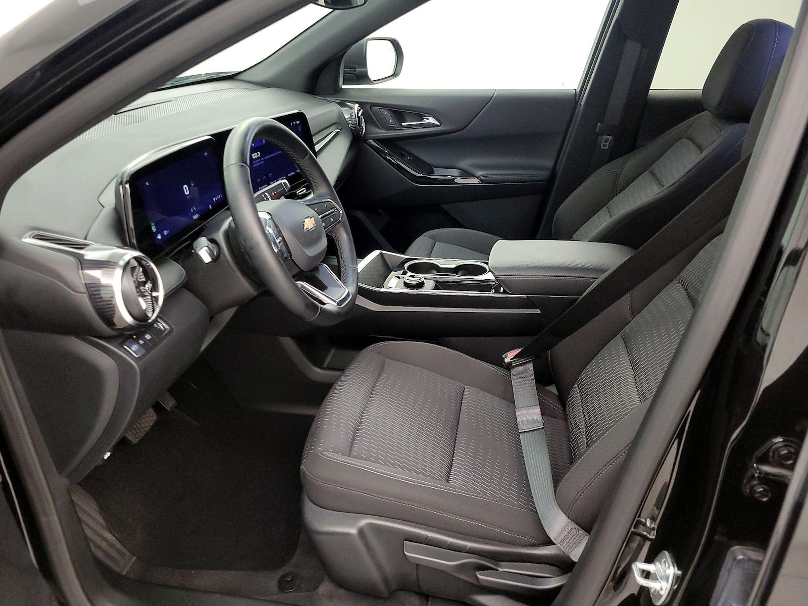 2026 Chevrolet Equinox LT - Photo 12