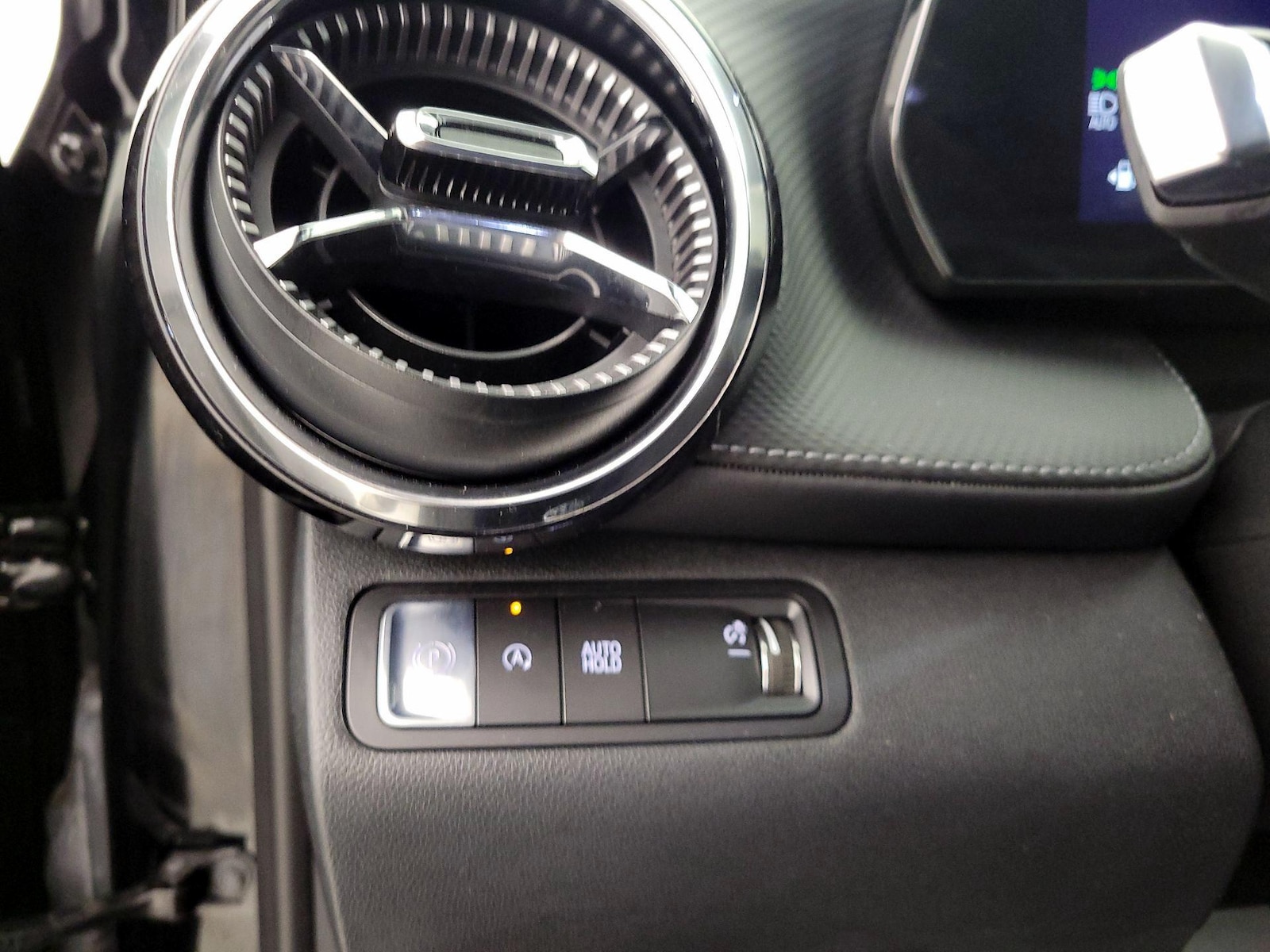 2026 Chevrolet Equinox LT - Photo 14