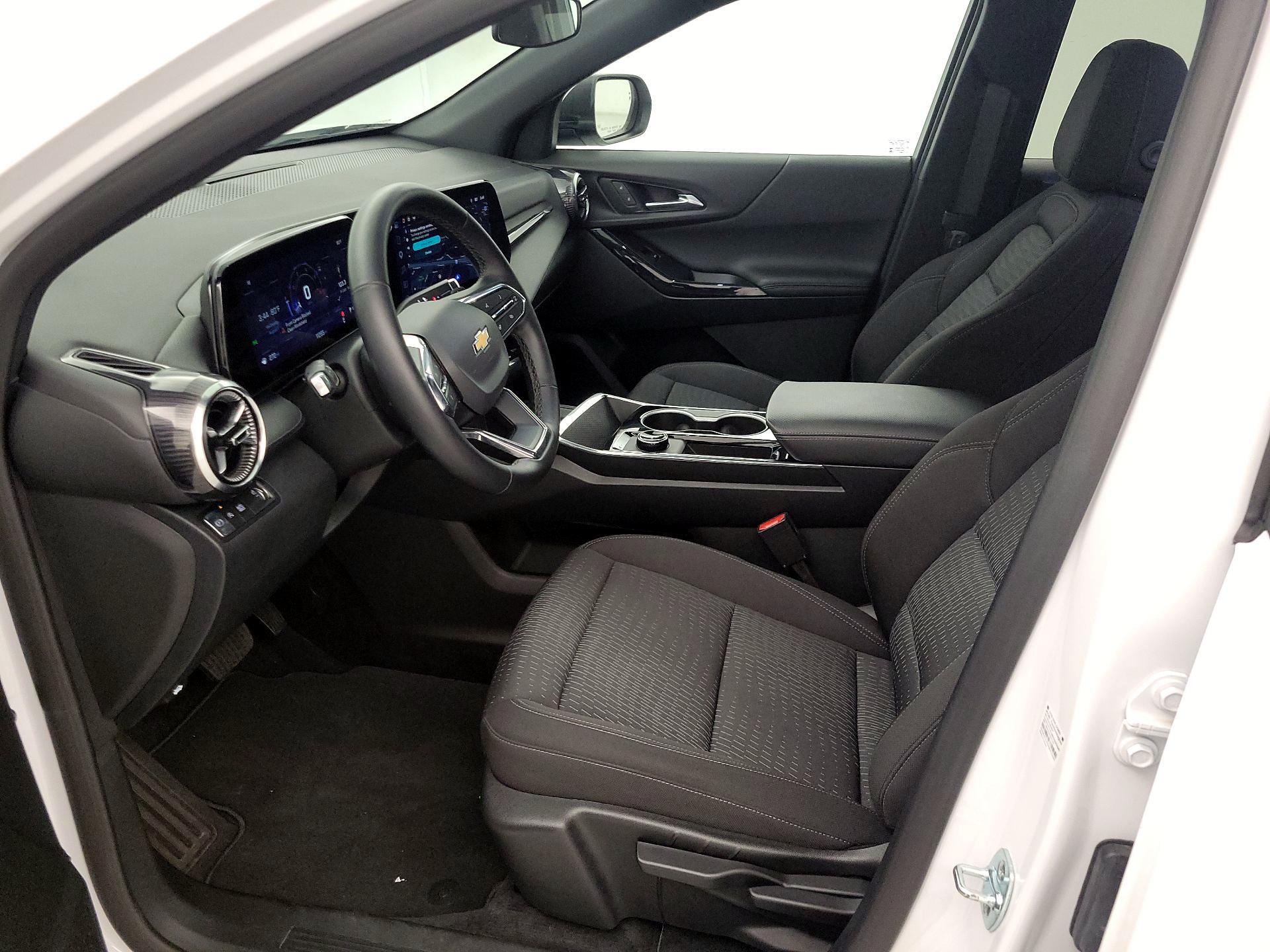 Thumbnail: 2026 Chevrolet Equinox - 11