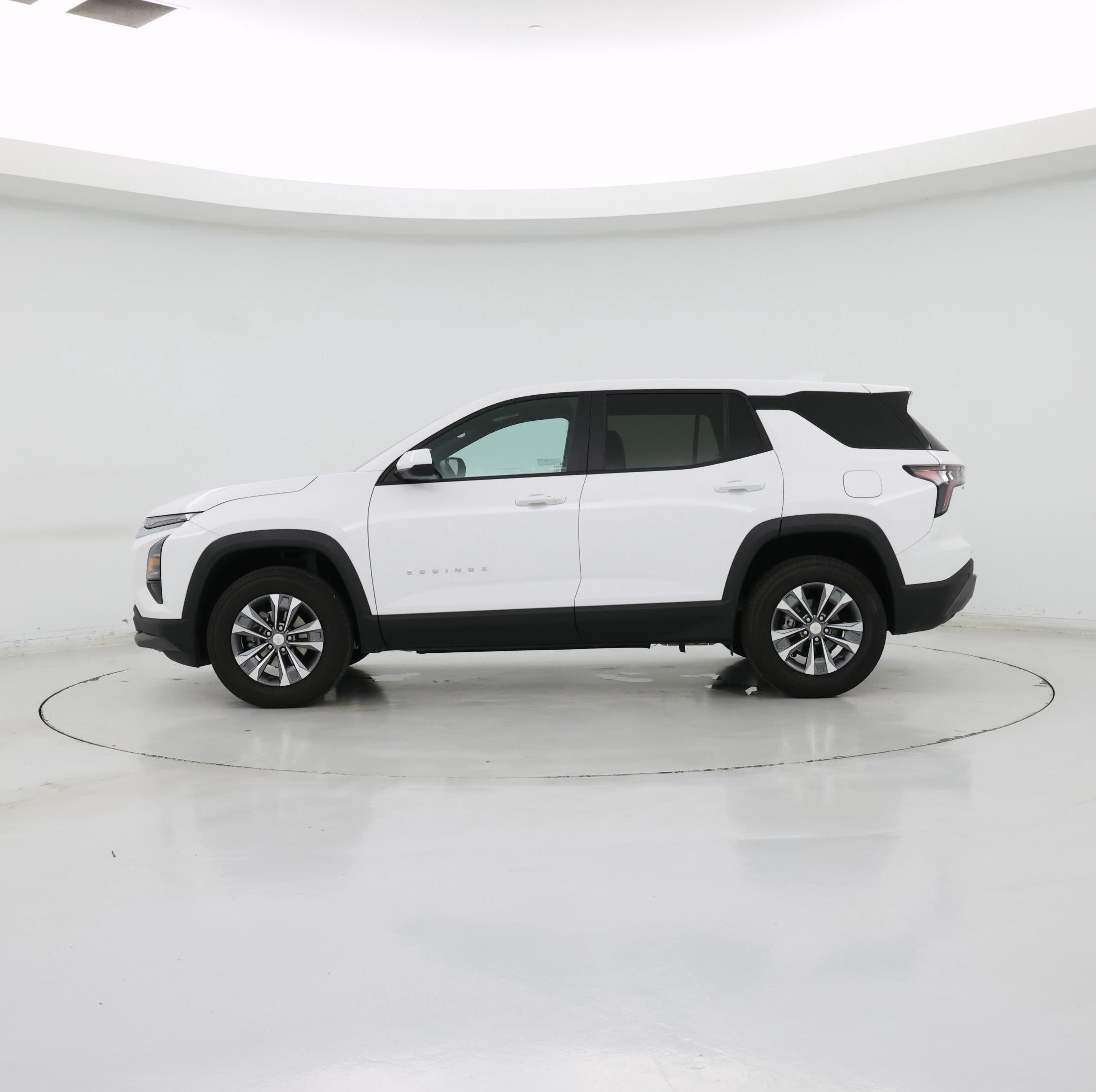 Thumbnail: 2026 Chevrolet Equinox - 3