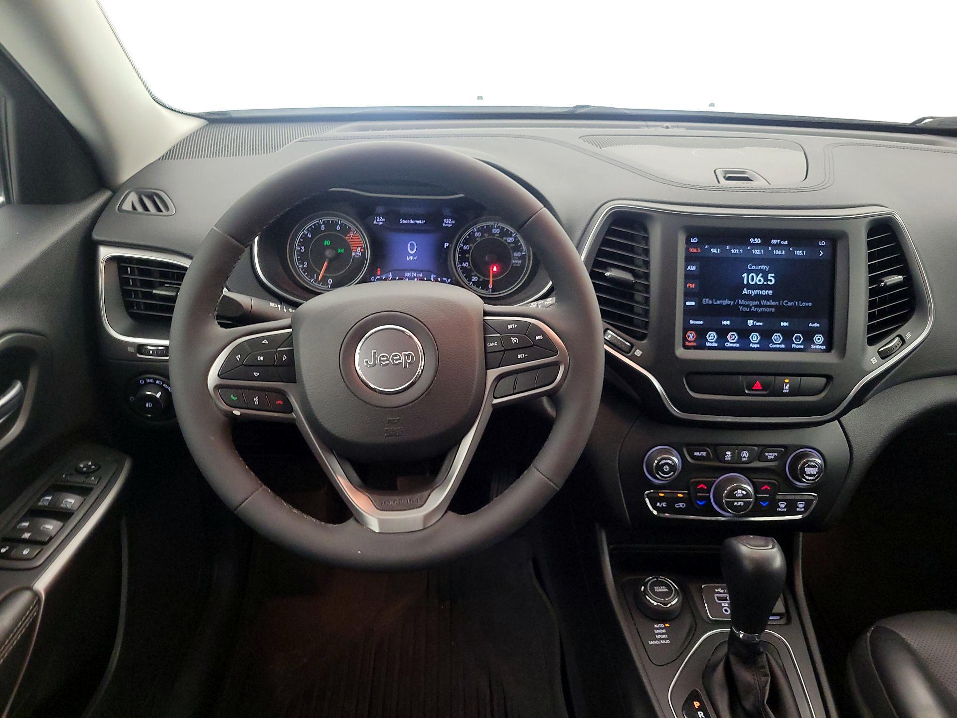 Thumbnail: 2022 Jeep Cherokee - 9
