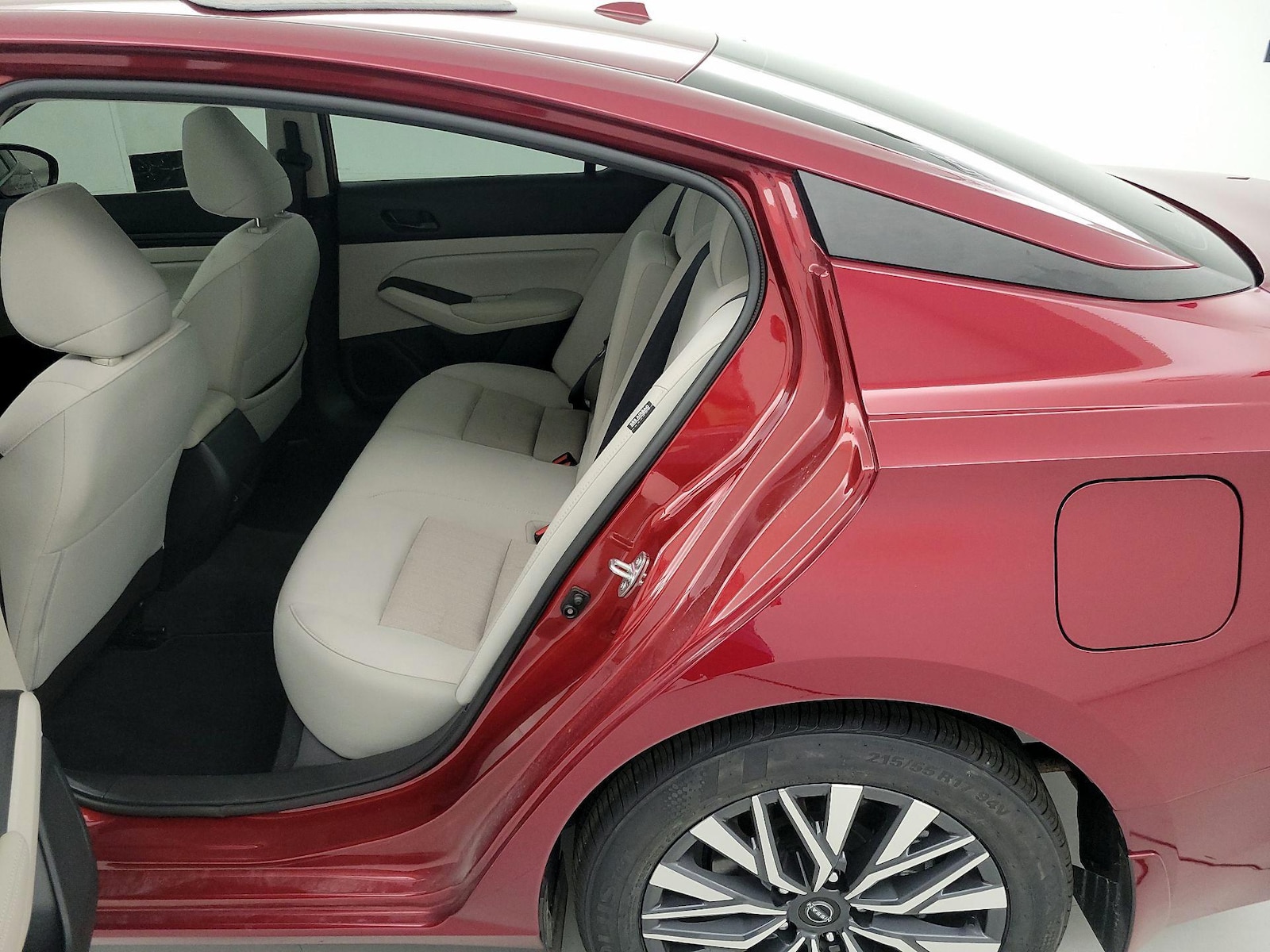 2024 Nissan Altima SV - Photo 22
