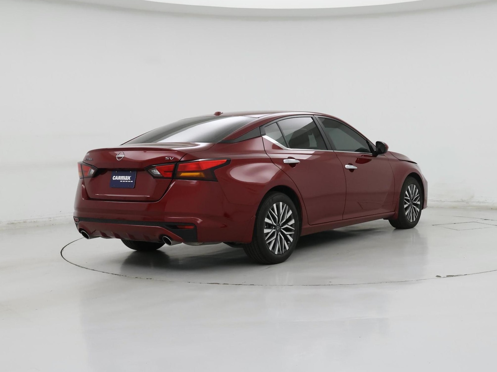 2024 Nissan Altima SV - Photo 9