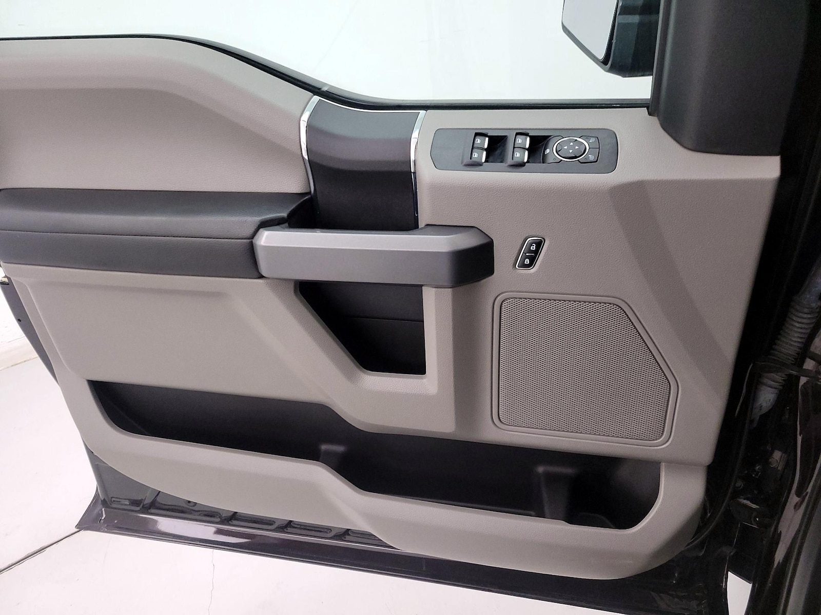 2018 Ford F-150 XLT - Photo 13