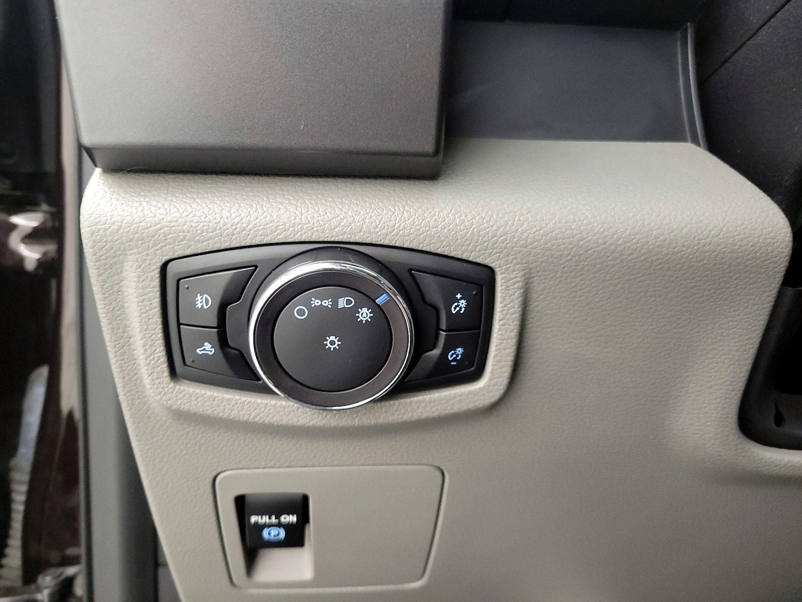 2018 Ford F-150 XLT - Photo 14