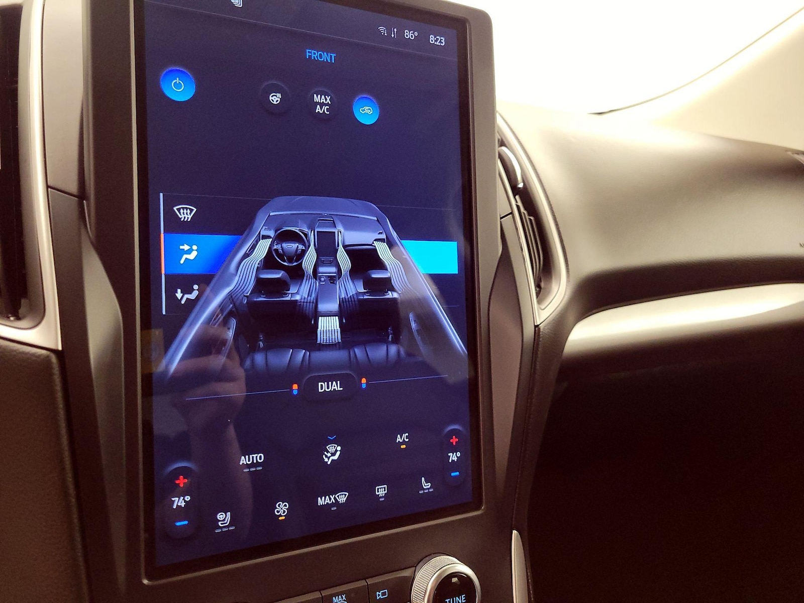 2024 Ford Edge SEL - Photo 17