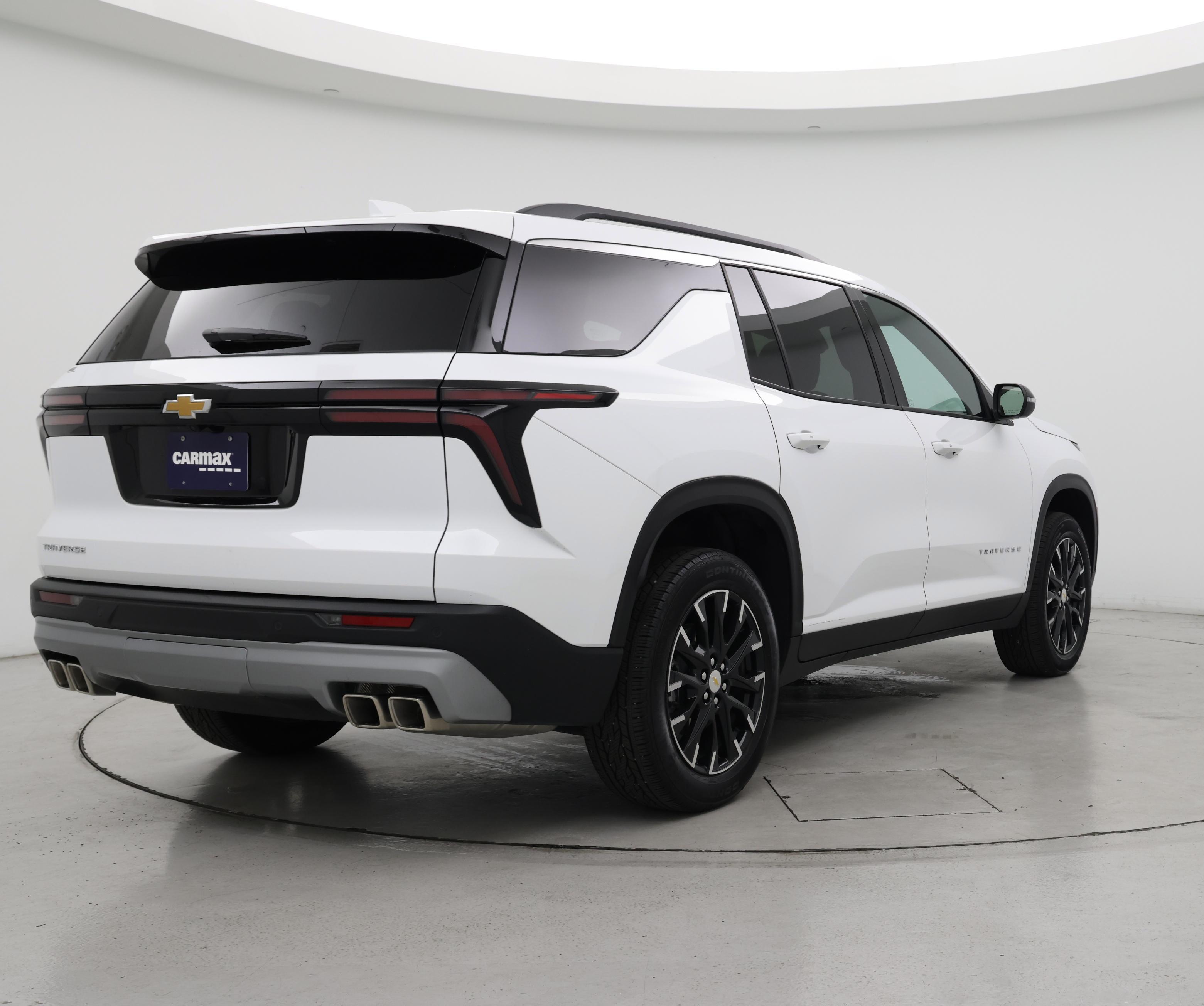 Thumbnail: 2026 Chevrolet Traverse - 8