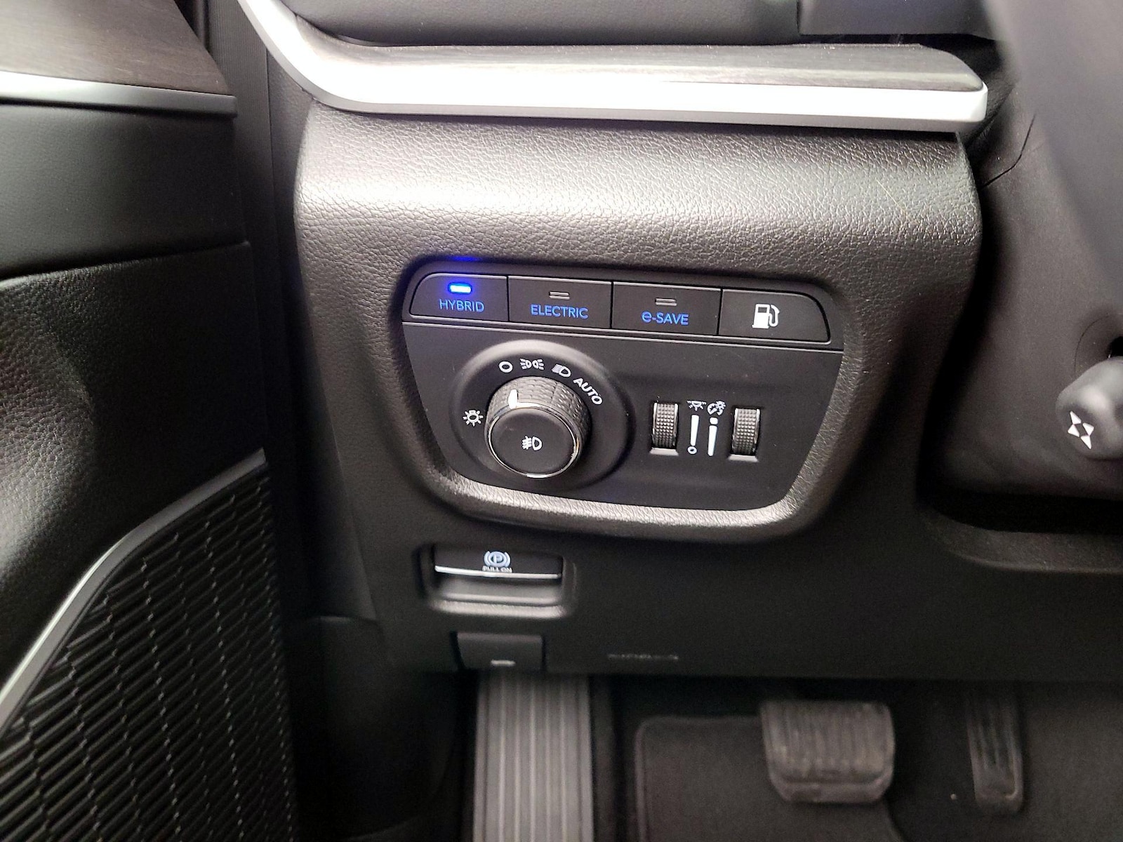 2023 Jeep Grand Cherokee 30th Anniversary 4xe - Photo 14