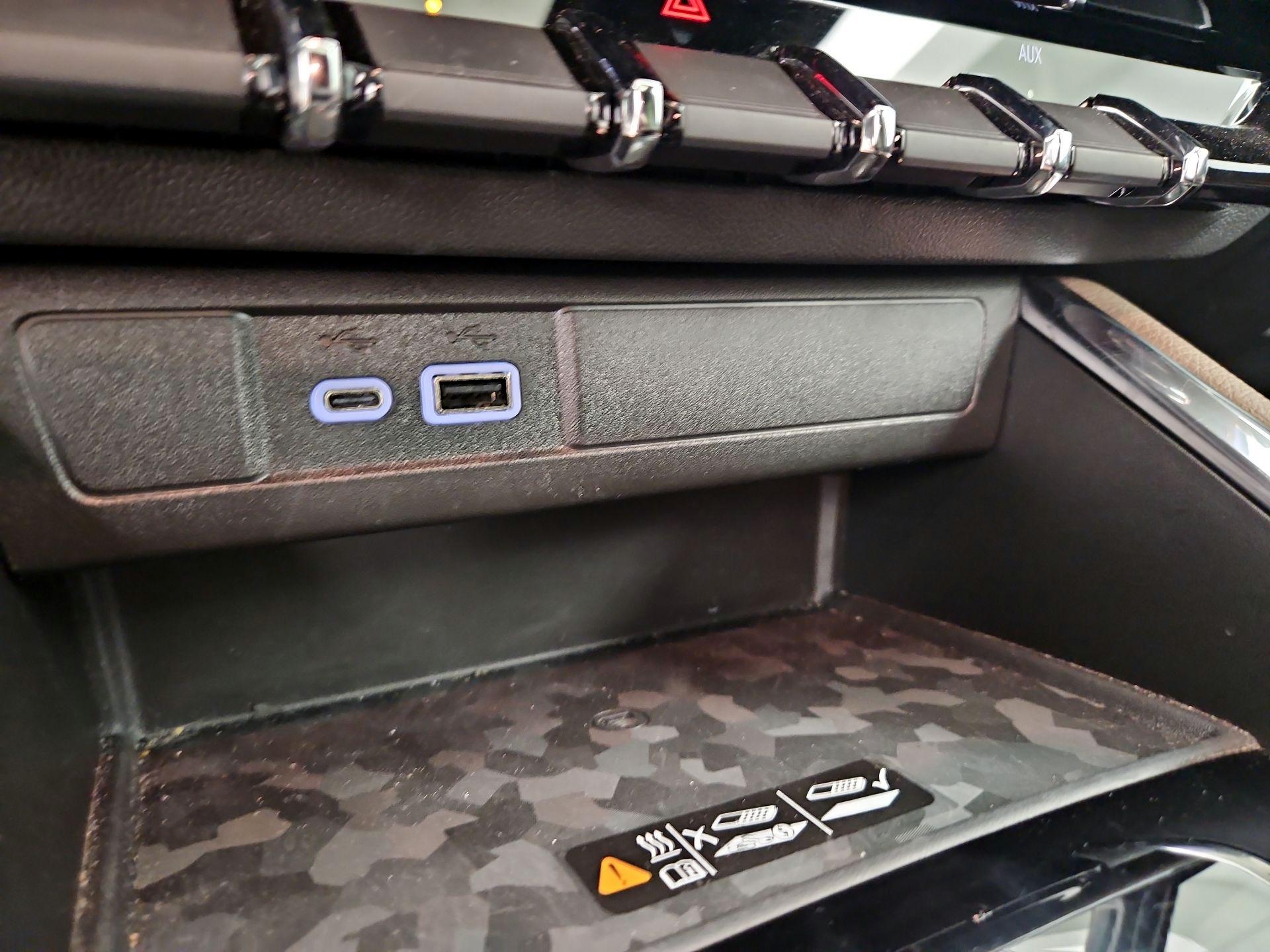 Thumbnail: 2024 GMC Canyon - 19