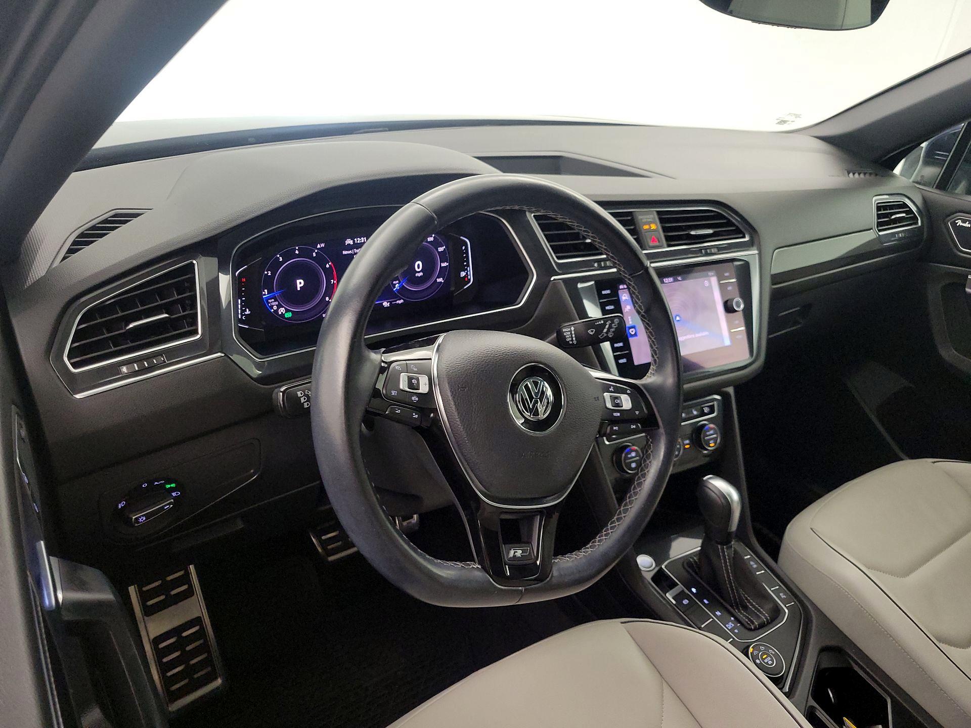 Thumbnail: 2021 Volkswagen Tiguan - 9