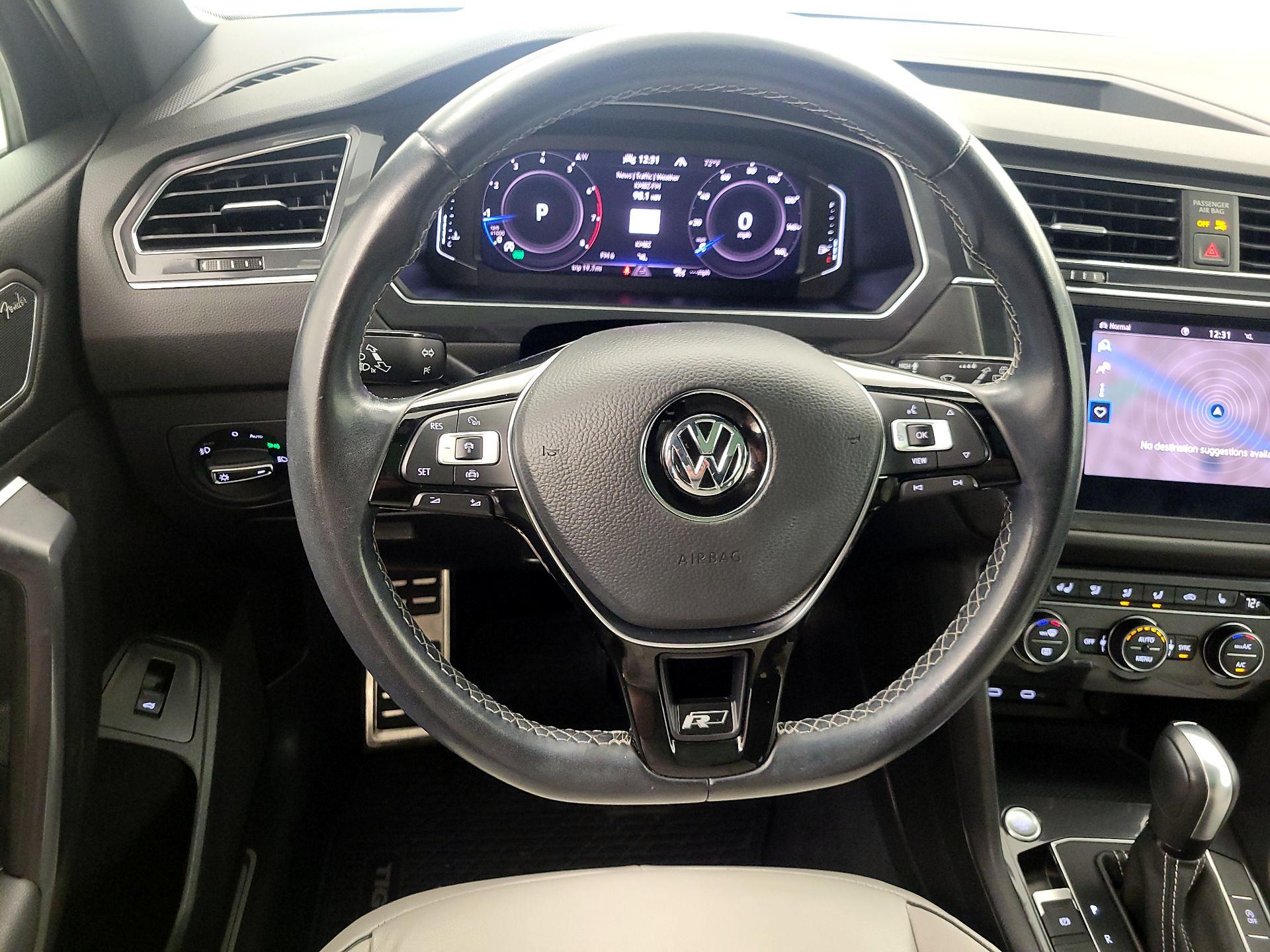 Thumbnail: 2021 Volkswagen Tiguan - 10