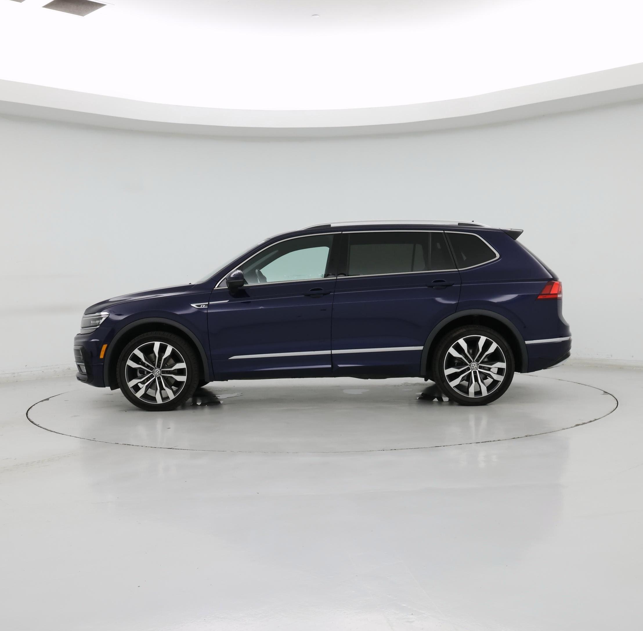 Thumbnail: 2021 Volkswagen Tiguan - 3