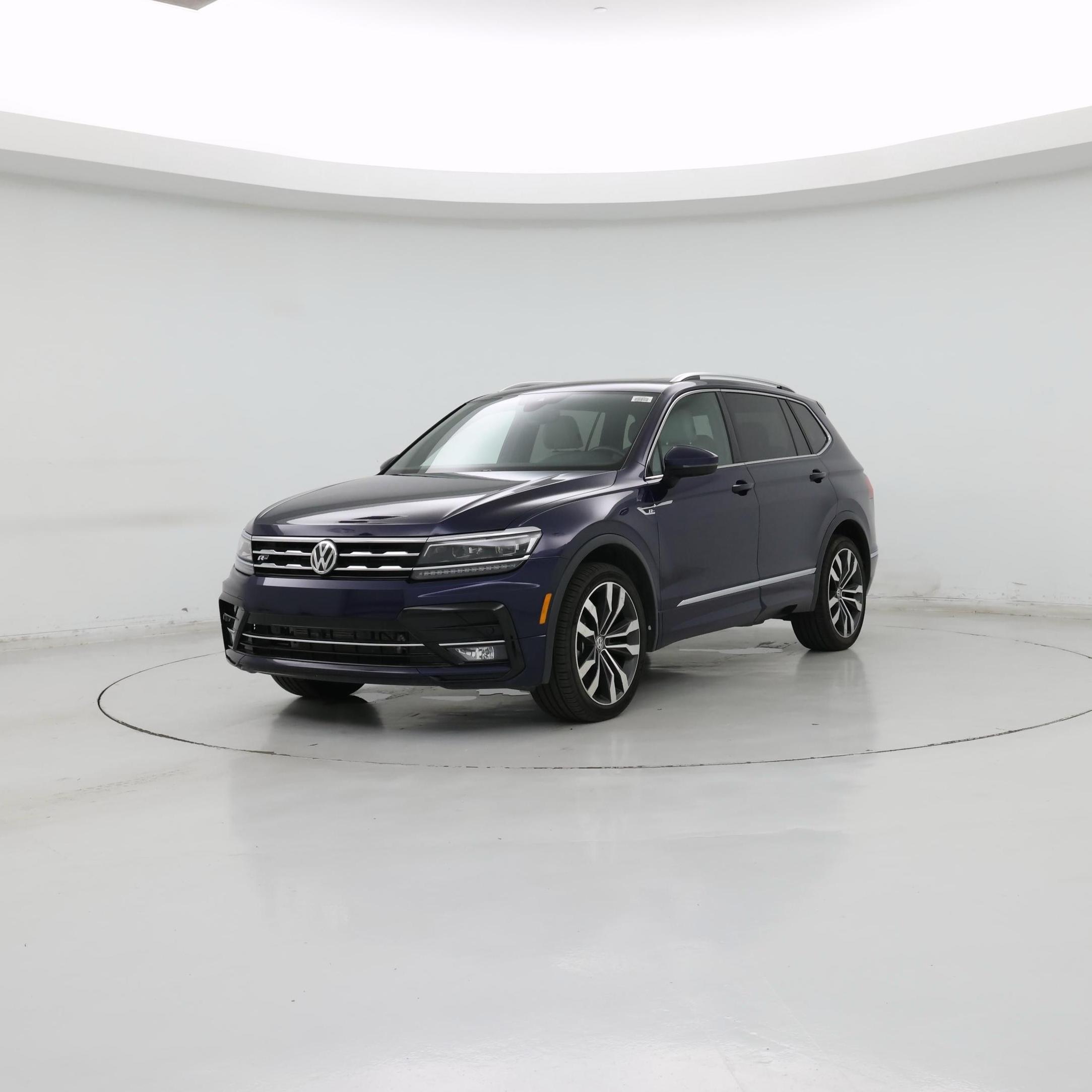 Thumbnail: 2021 Volkswagen Tiguan - 4