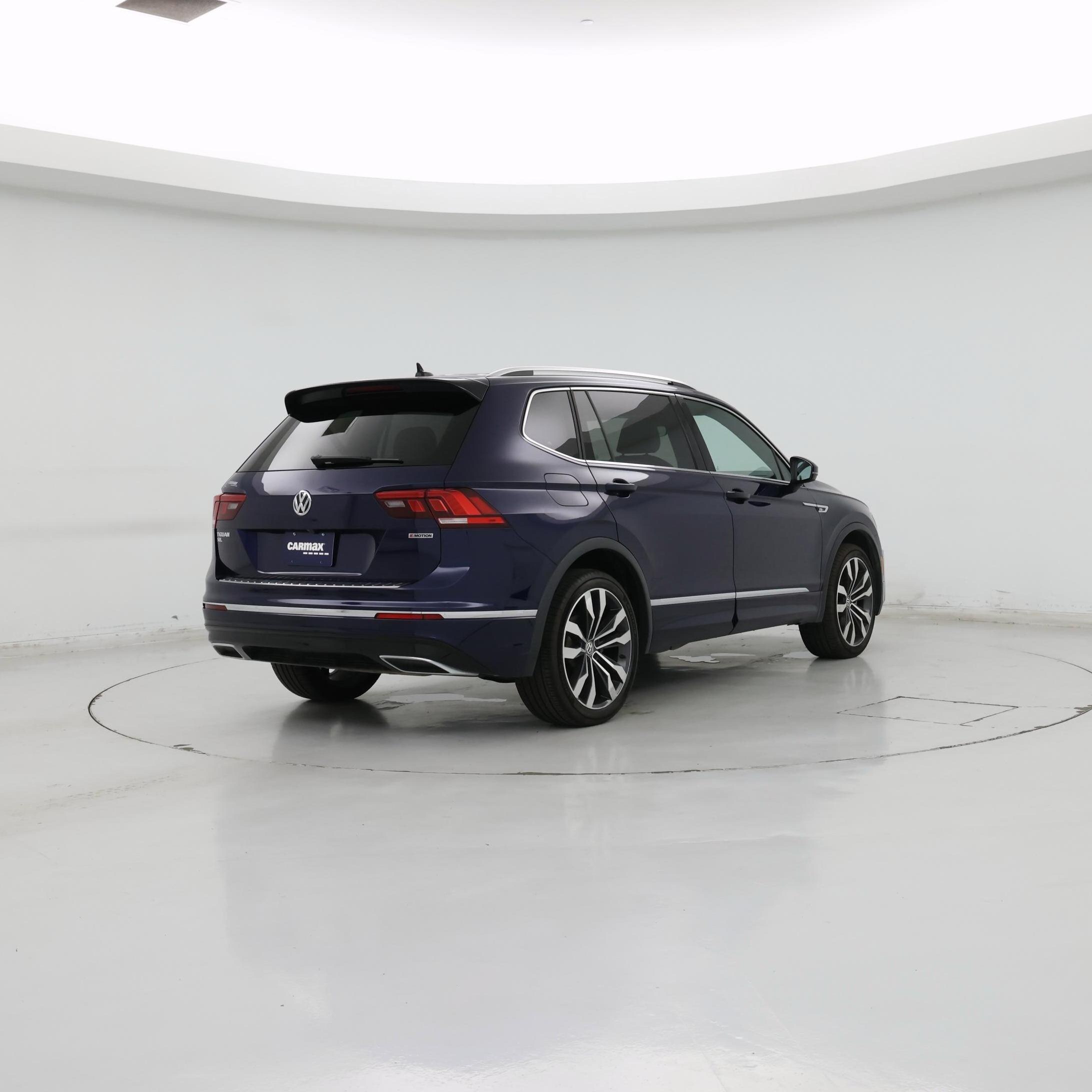 Thumbnail: 2021 Volkswagen Tiguan - 8