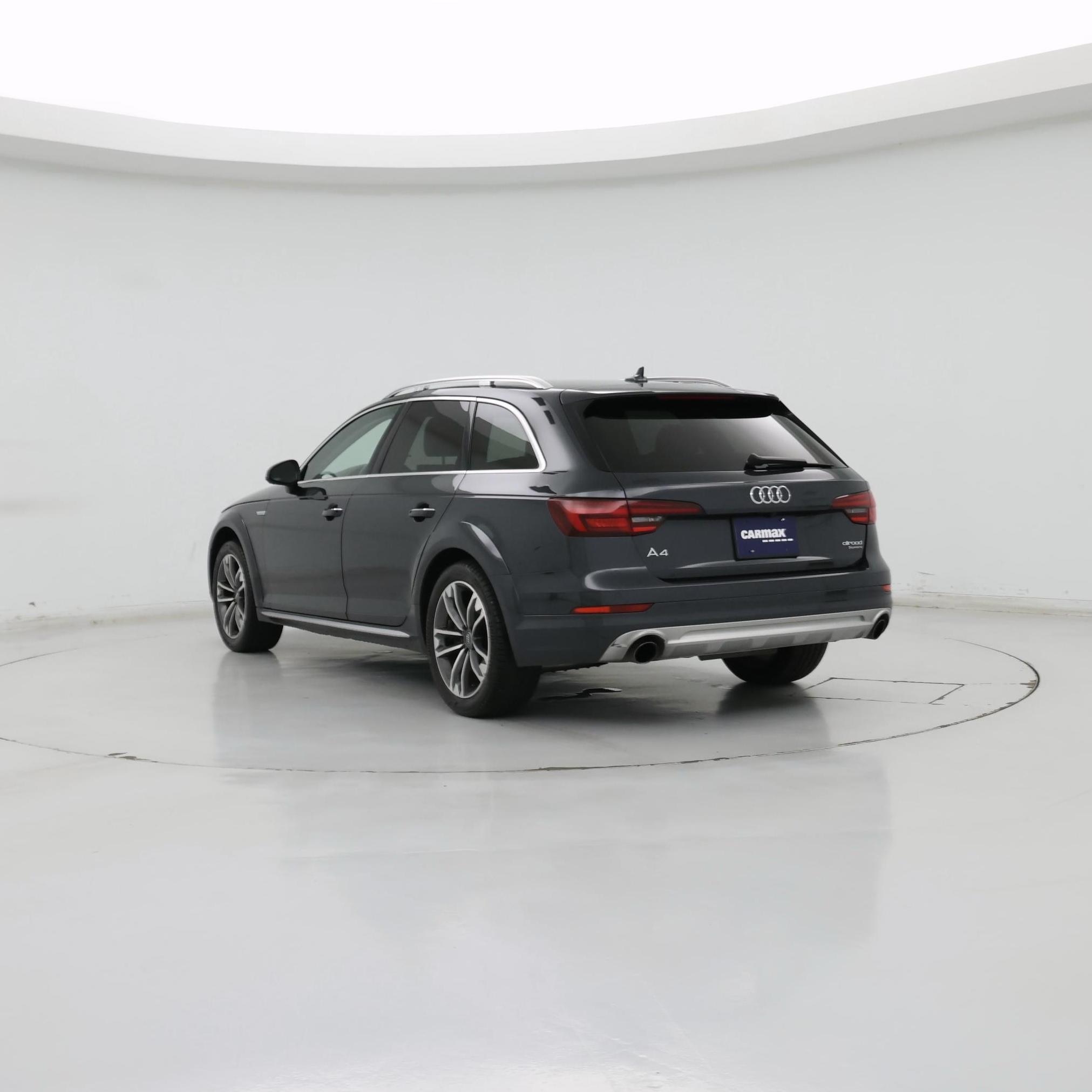 Thumbnail: 2019 Audi A4 - 2