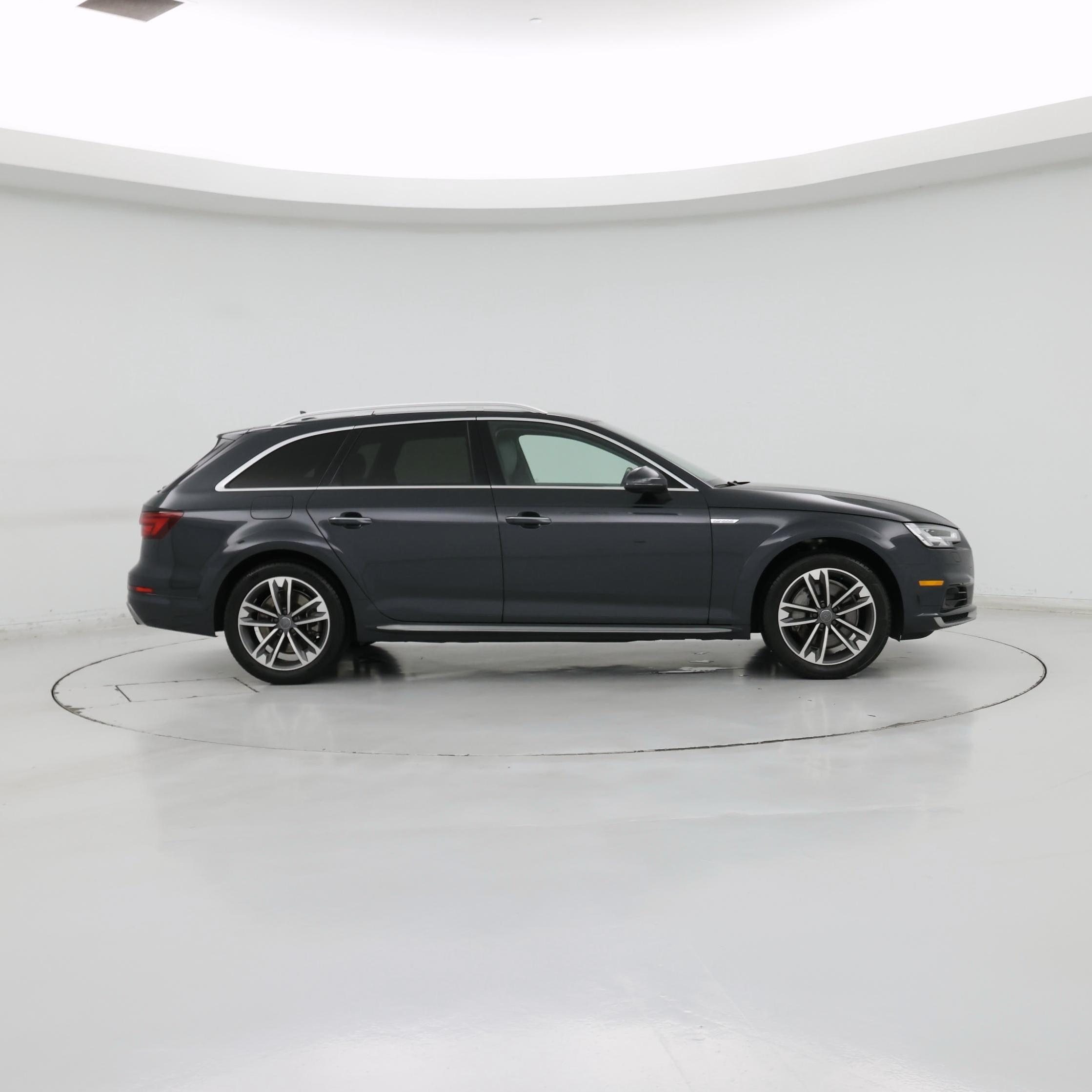 Thumbnail: 2019 Audi A4 - 7