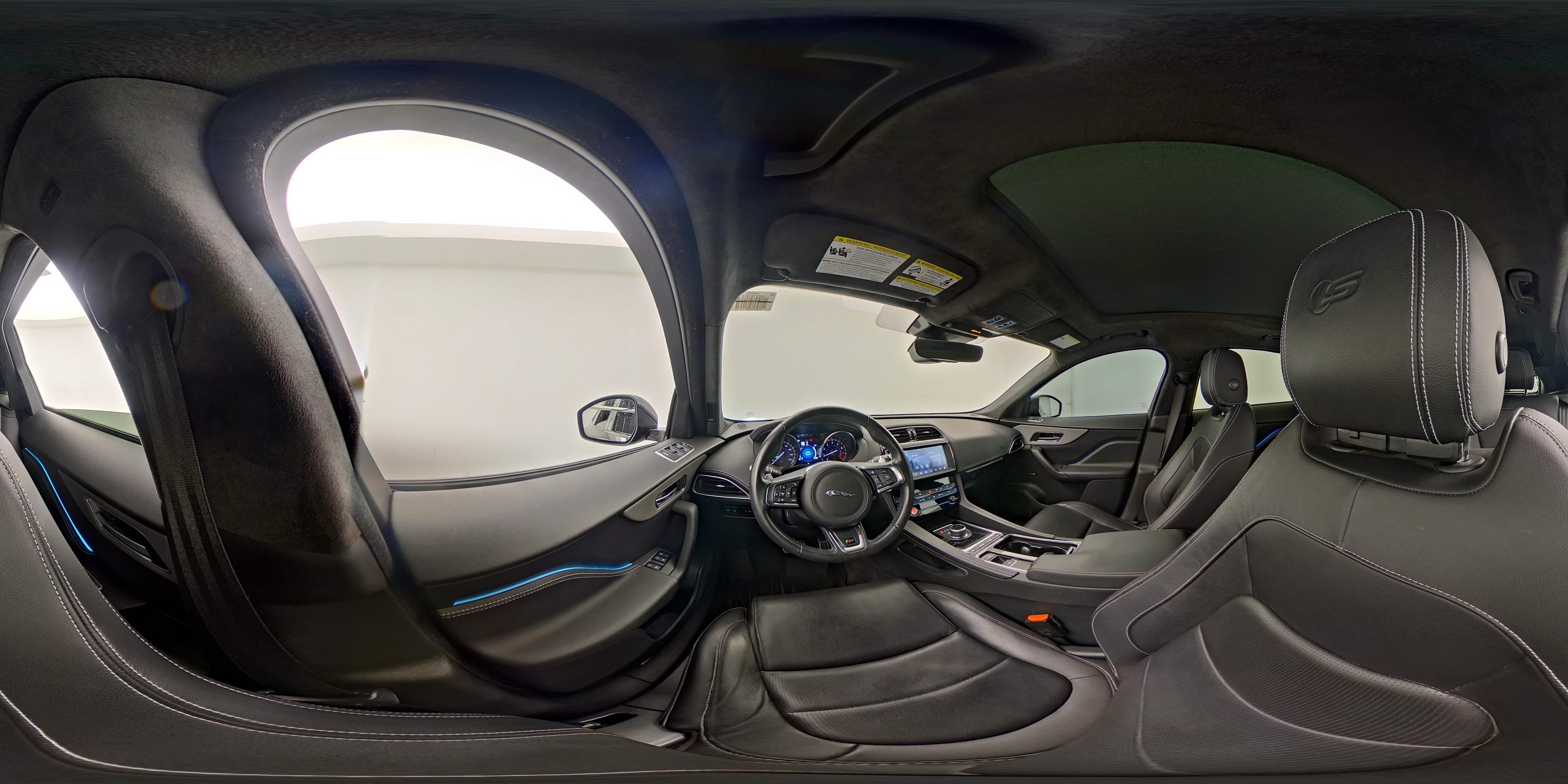 2019 Jaguar F-Pace S - Photo 28