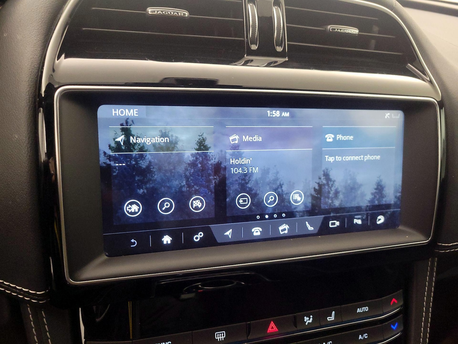 2019 Jaguar F-Pace S - Photo 17
