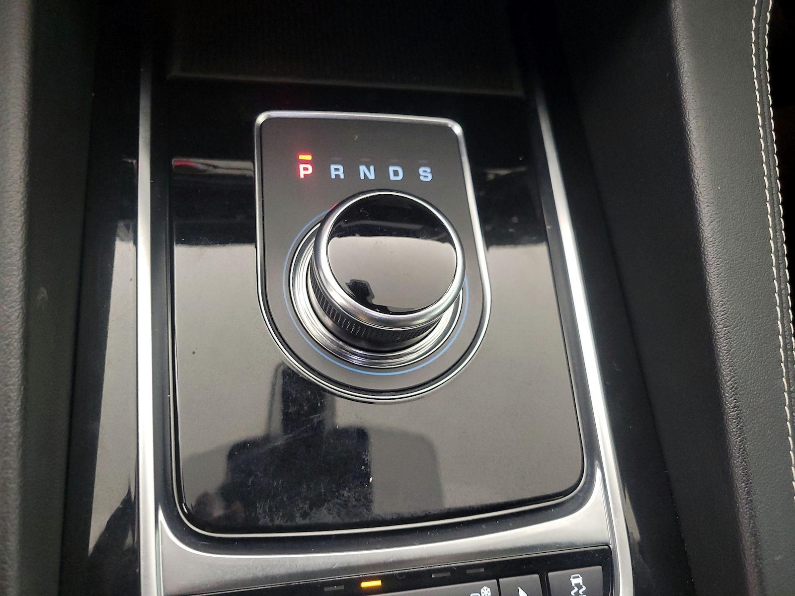 2019 Jaguar F-Pace S - Photo 19
