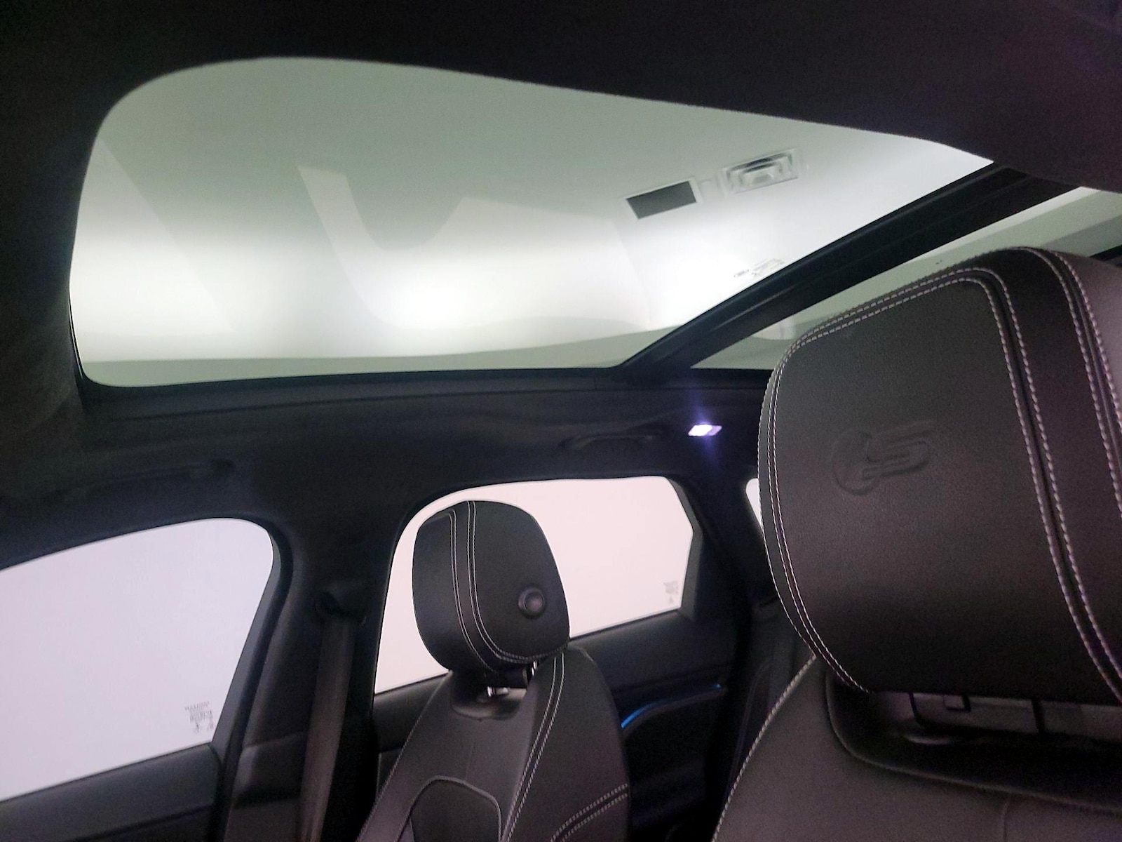 2019 Jaguar F-Pace S - Photo 21