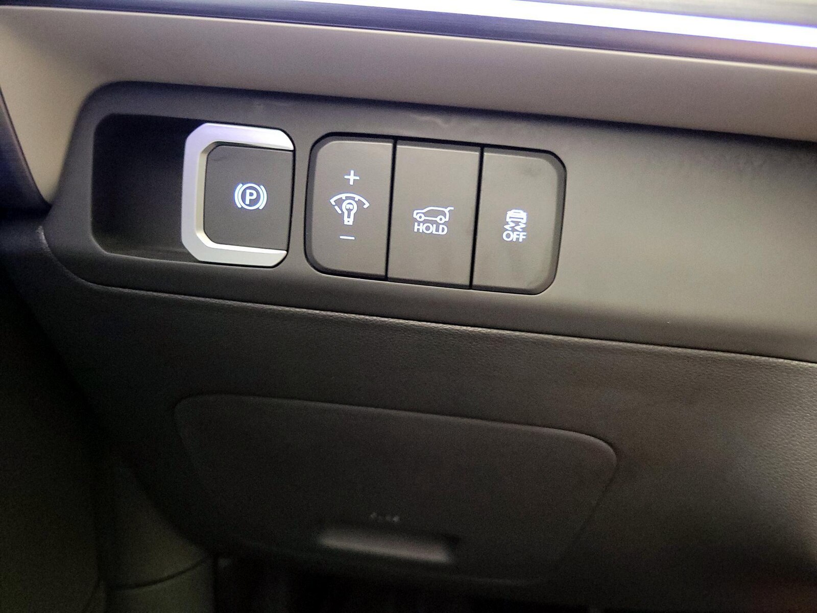 2024 Hyundai Santa Fe Limited - Photo 14