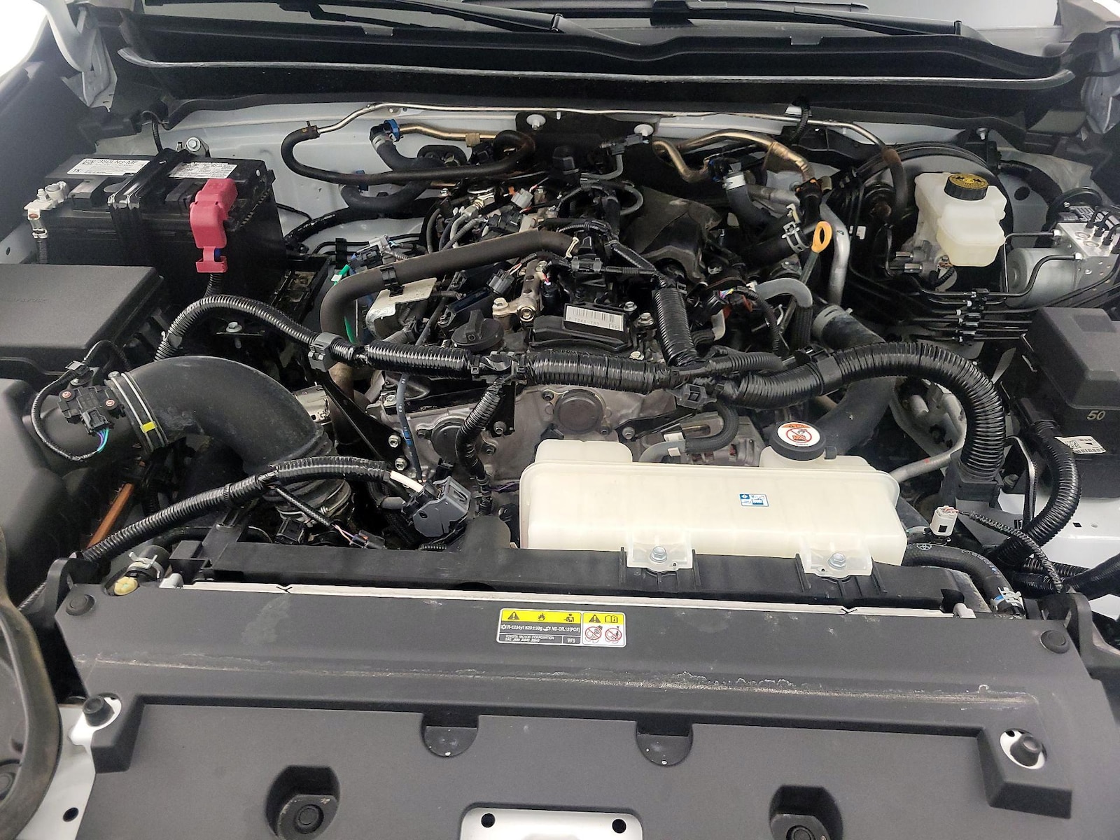 2025 Toyota Tacoma SR5 - Photo 22