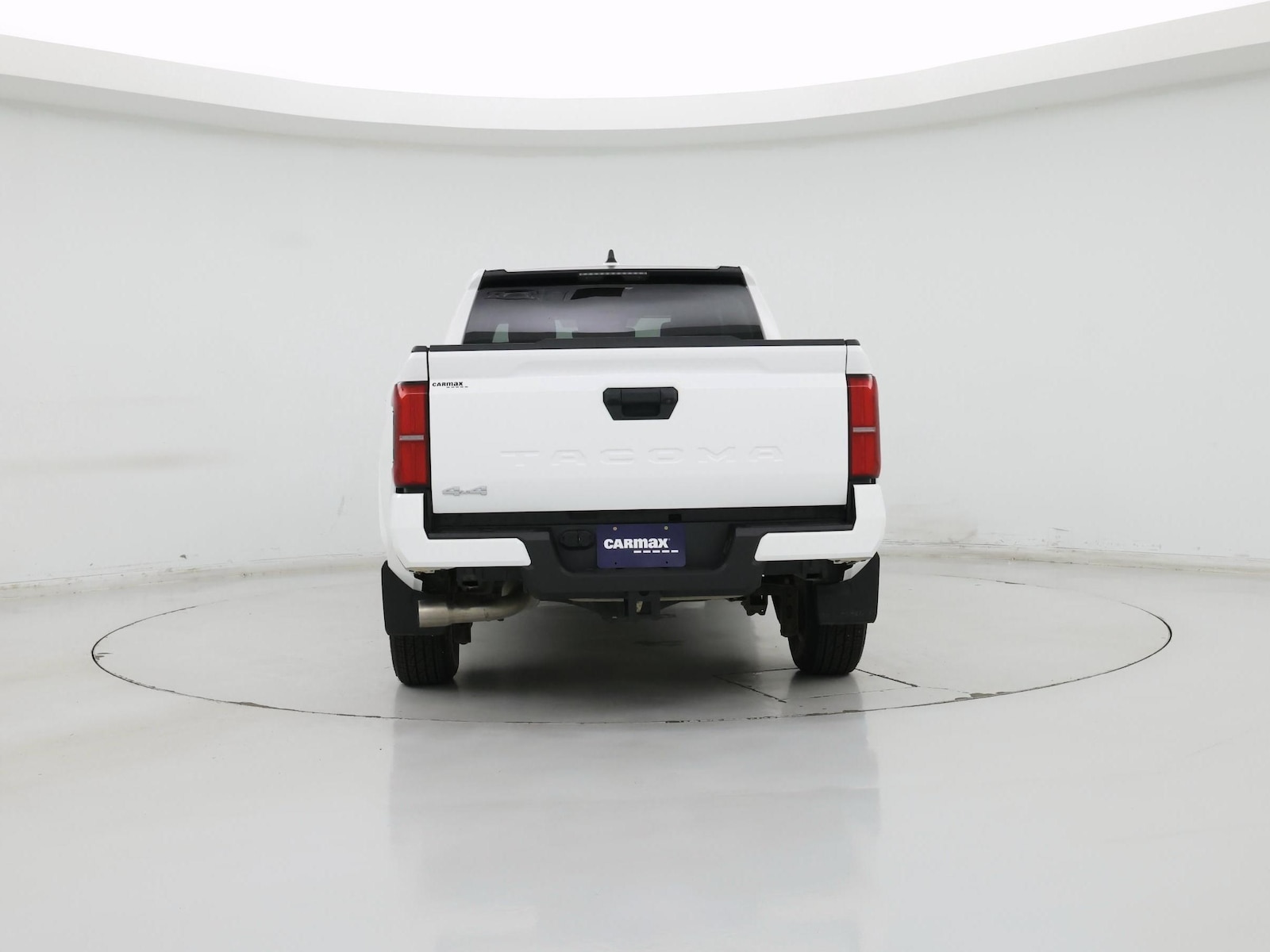 2025 Toyota Tacoma SR5 - Photo 7