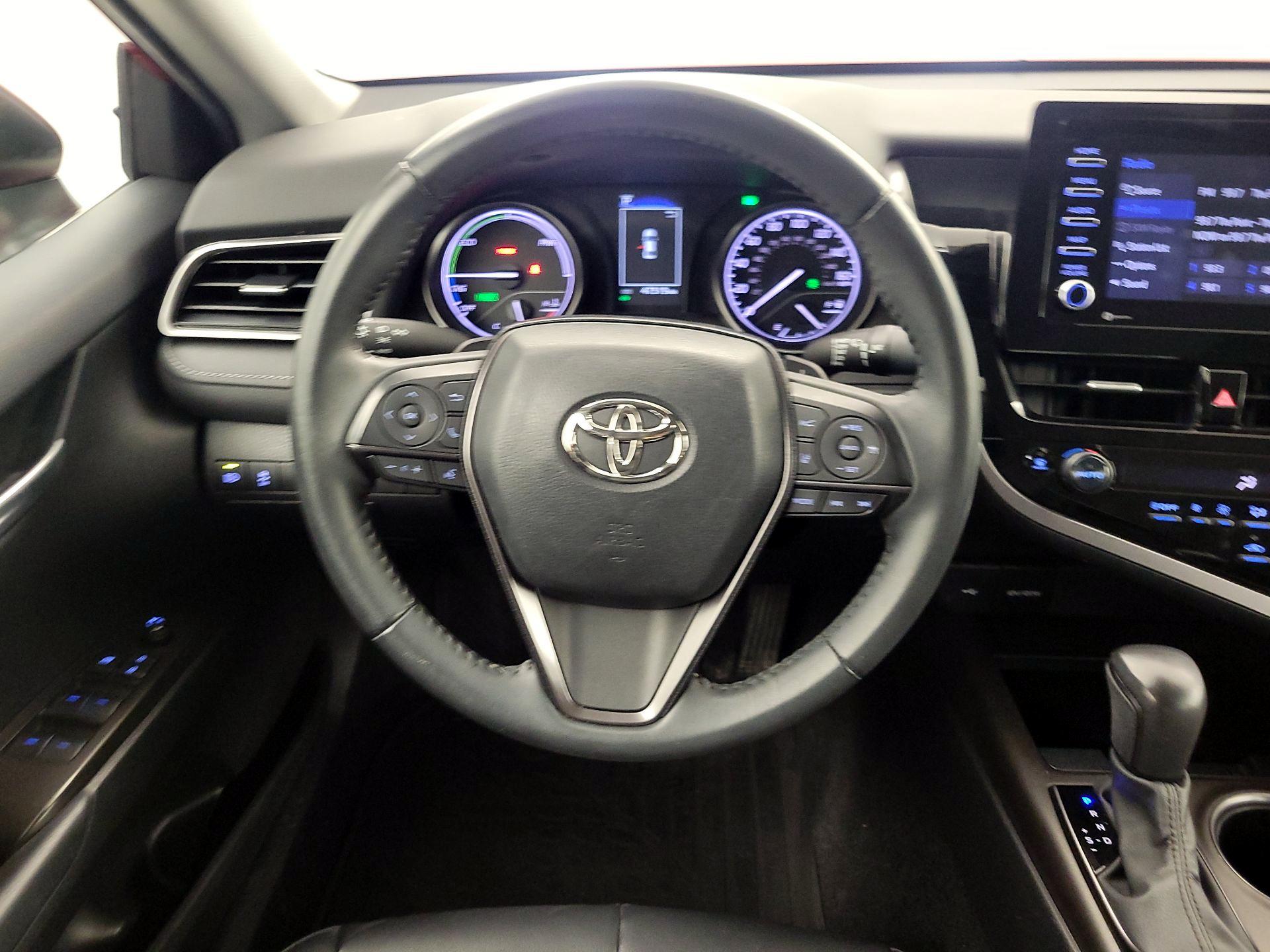 Thumbnail: 2023 Toyota Camry - 10