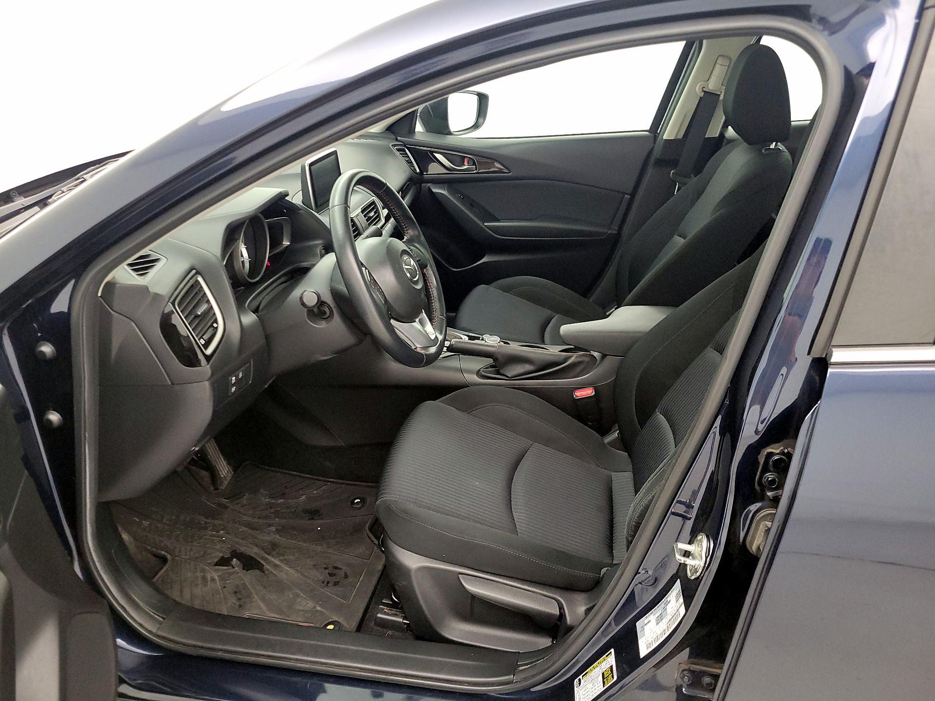 Thumbnail: 2016 Mazda Mazda3 - 11