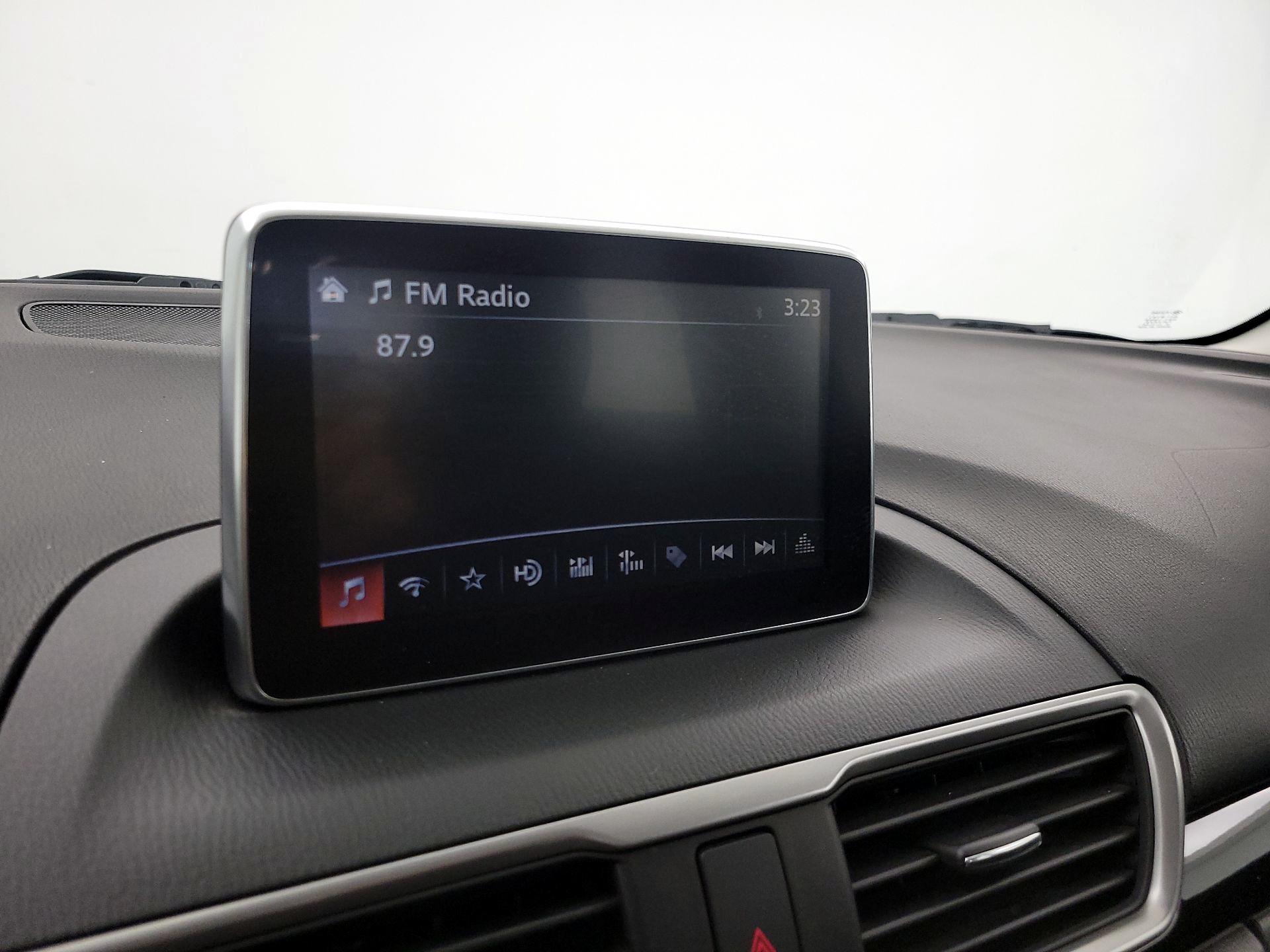 Thumbnail: 2016 Mazda Mazda3 - 16