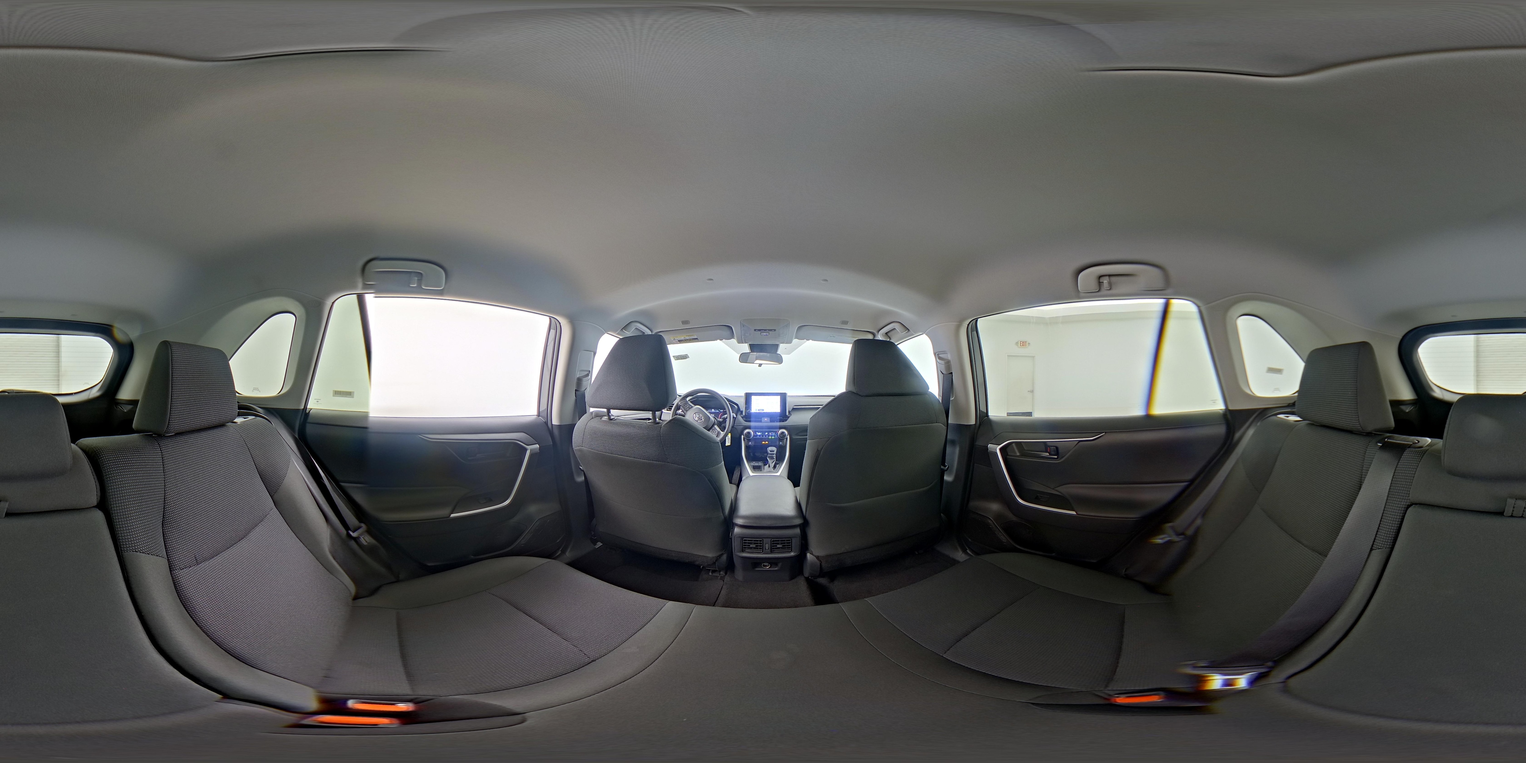 2025 Toyota RAV4 LE - Photo 25