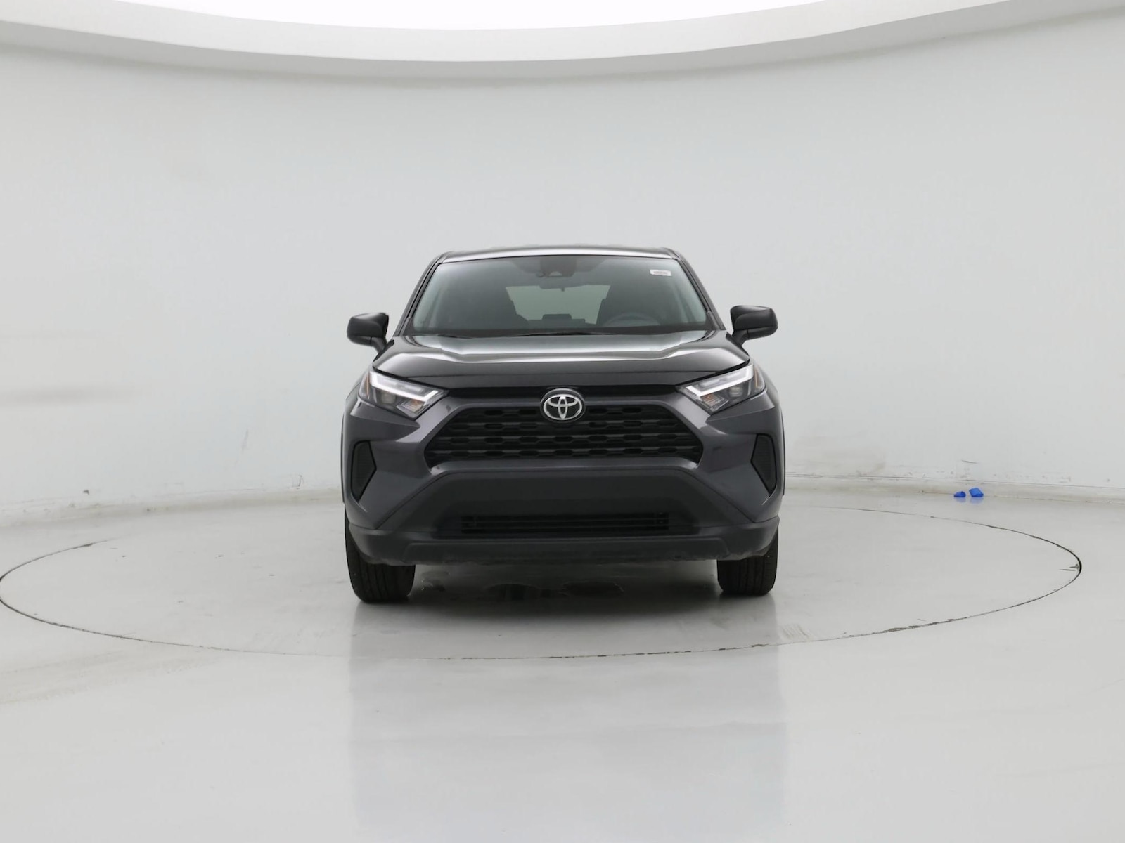 2025 Toyota RAV4 LE - Photo 6