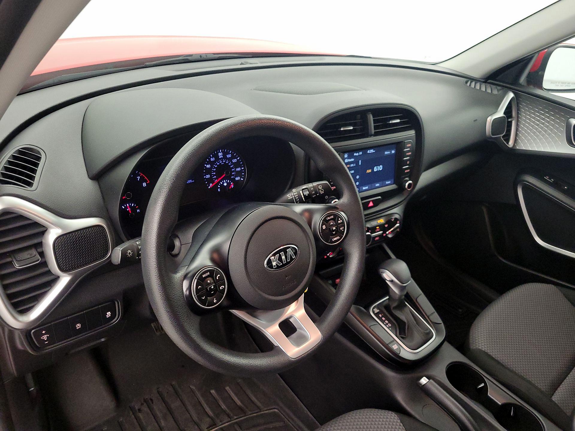 Thumbnail: 2020 Kia Soul - 9