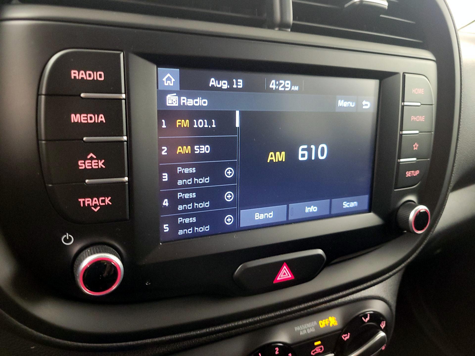 Thumbnail: 2020 Kia Soul - 15
