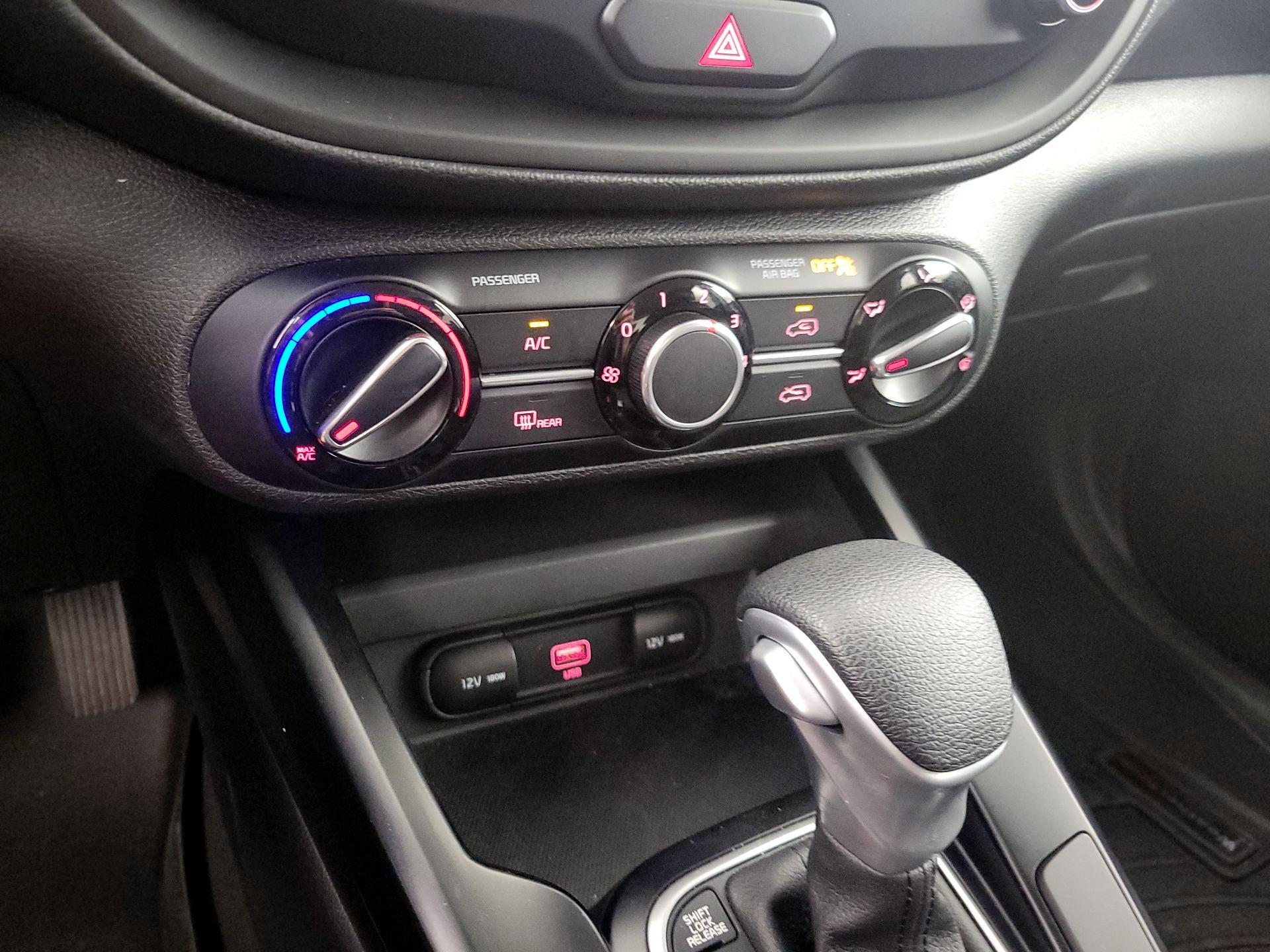 Thumbnail: 2020 Kia Soul - 16