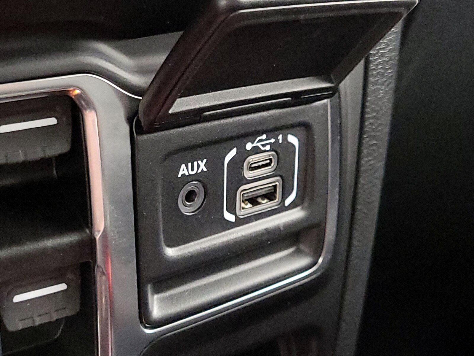 2023 Jeep Wrangler 4xe Sahara 4XE - Photo 20