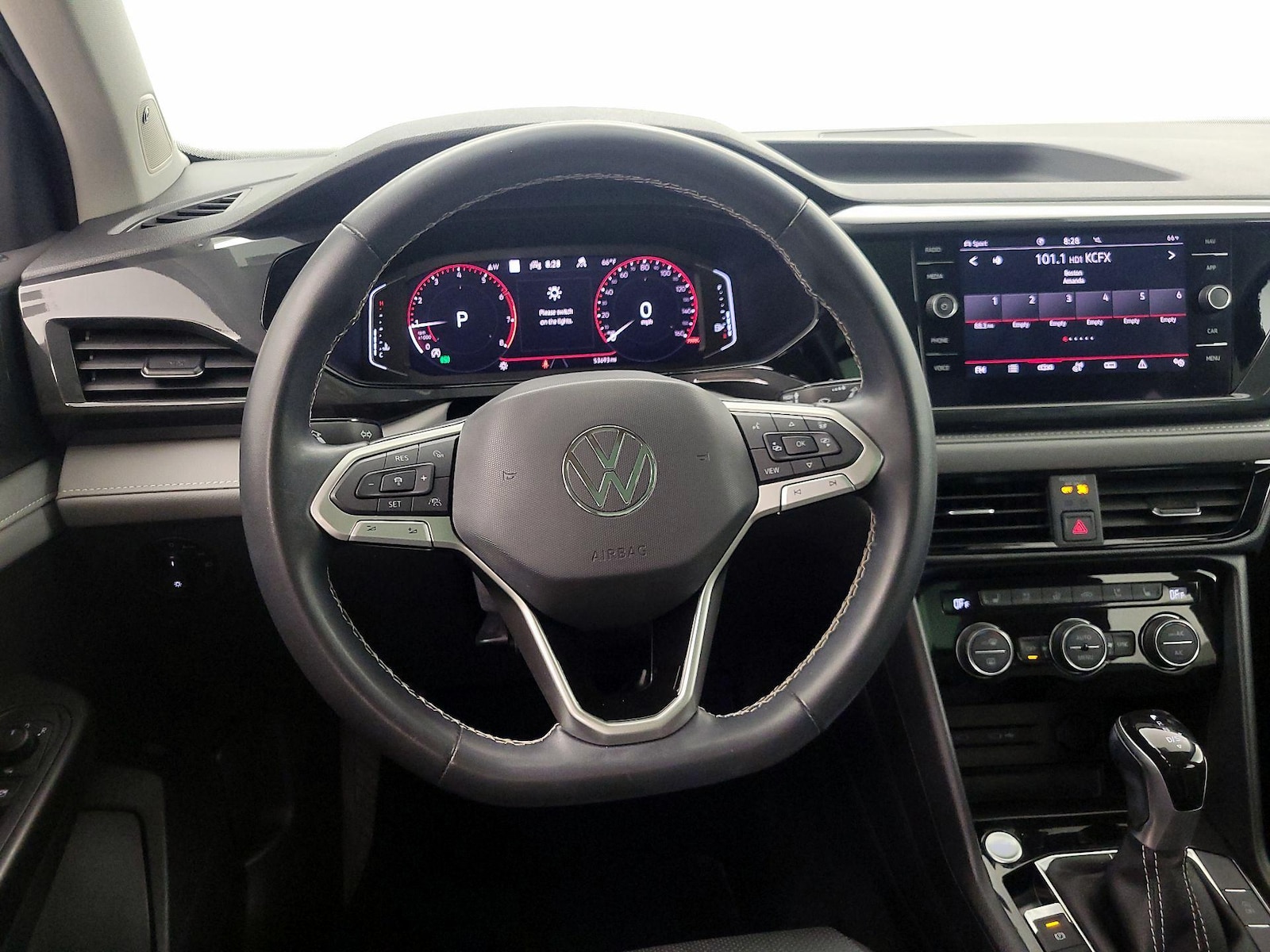 2022 Volkswagen Taos SEL - Photo 11