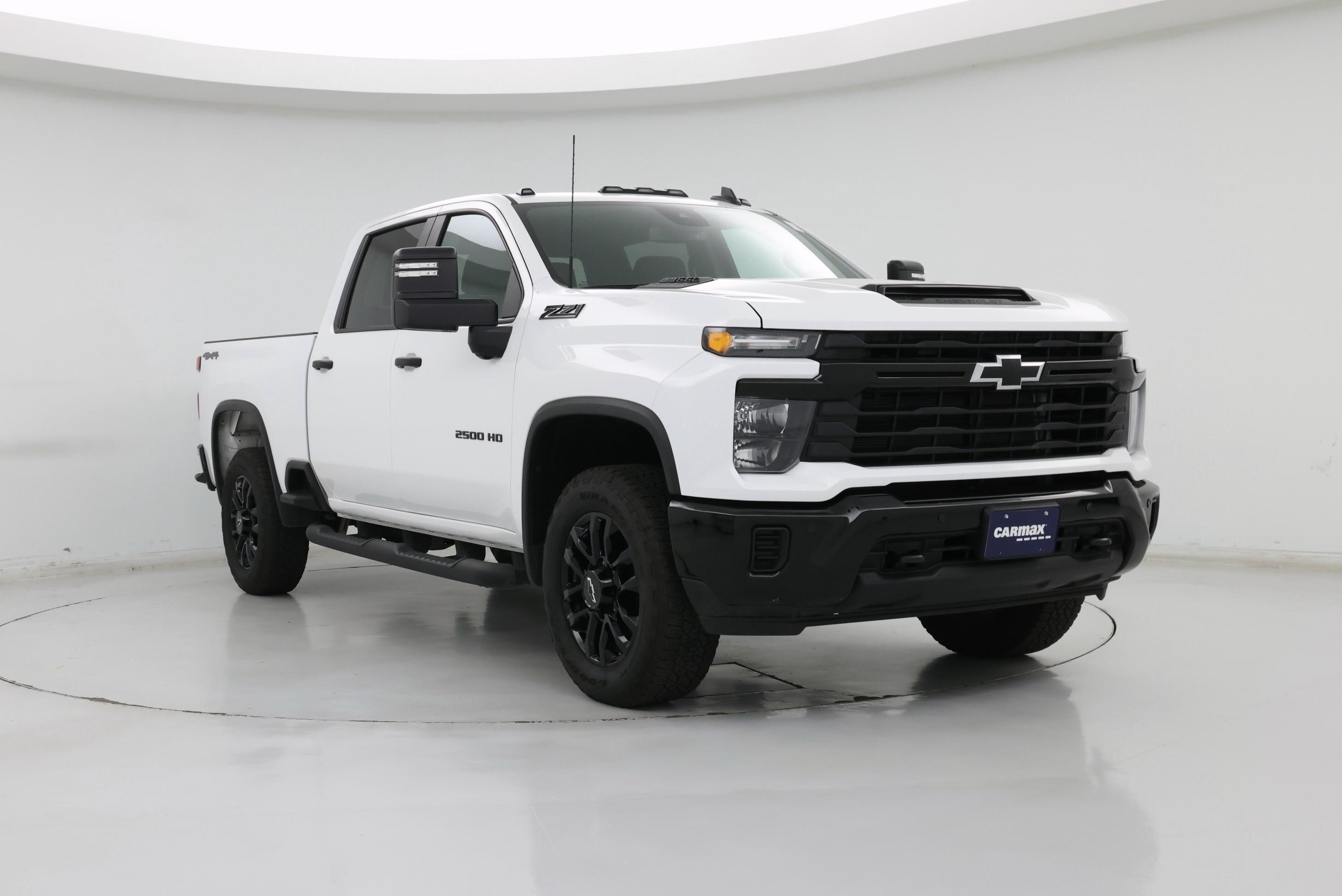 White 2025 Chevrolet Silverado 2500HD Pickup Truck Four-Wheel Drive Automatic