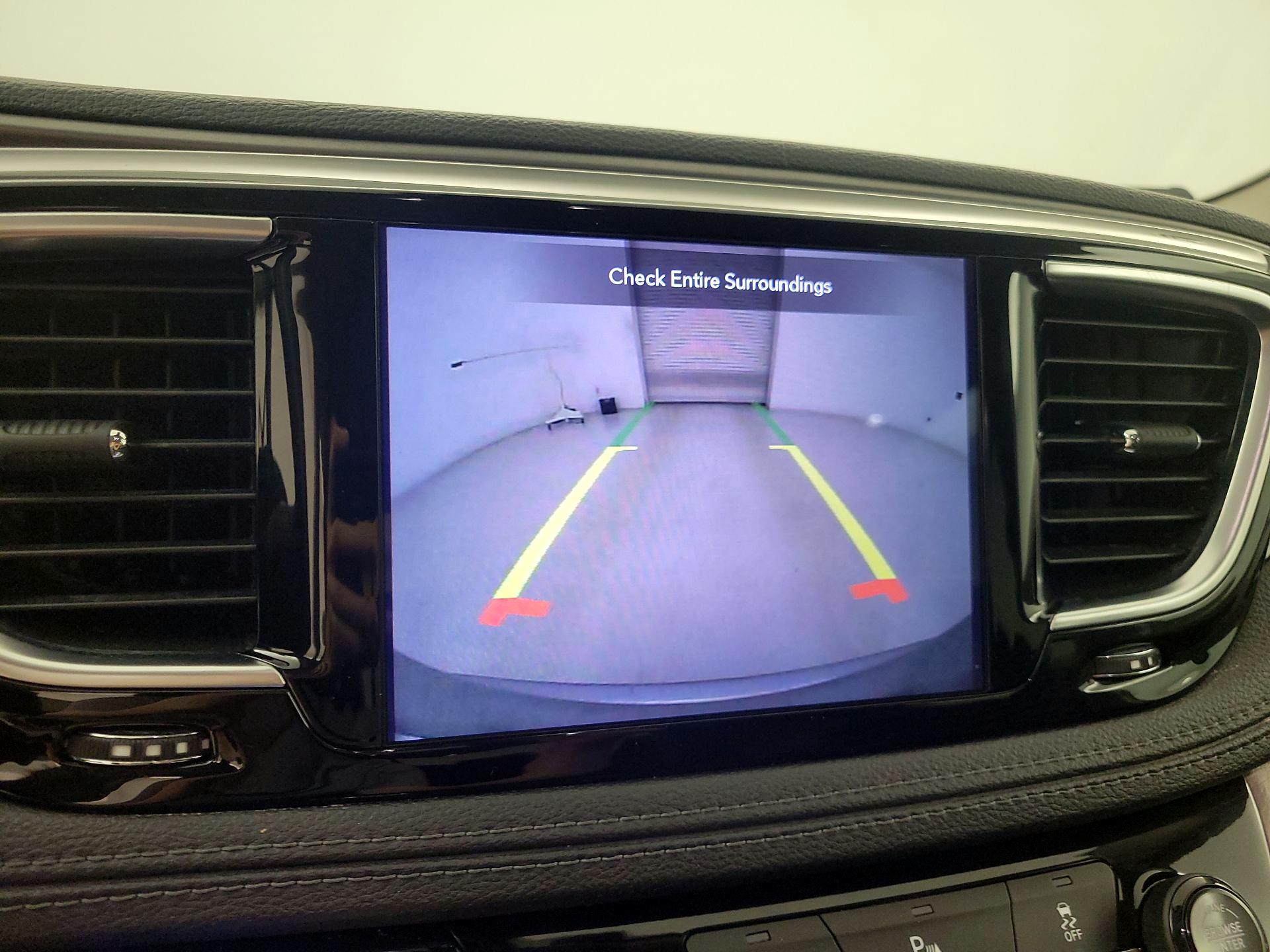 Thumbnail: 2019 Chrysler Pacifica - 15