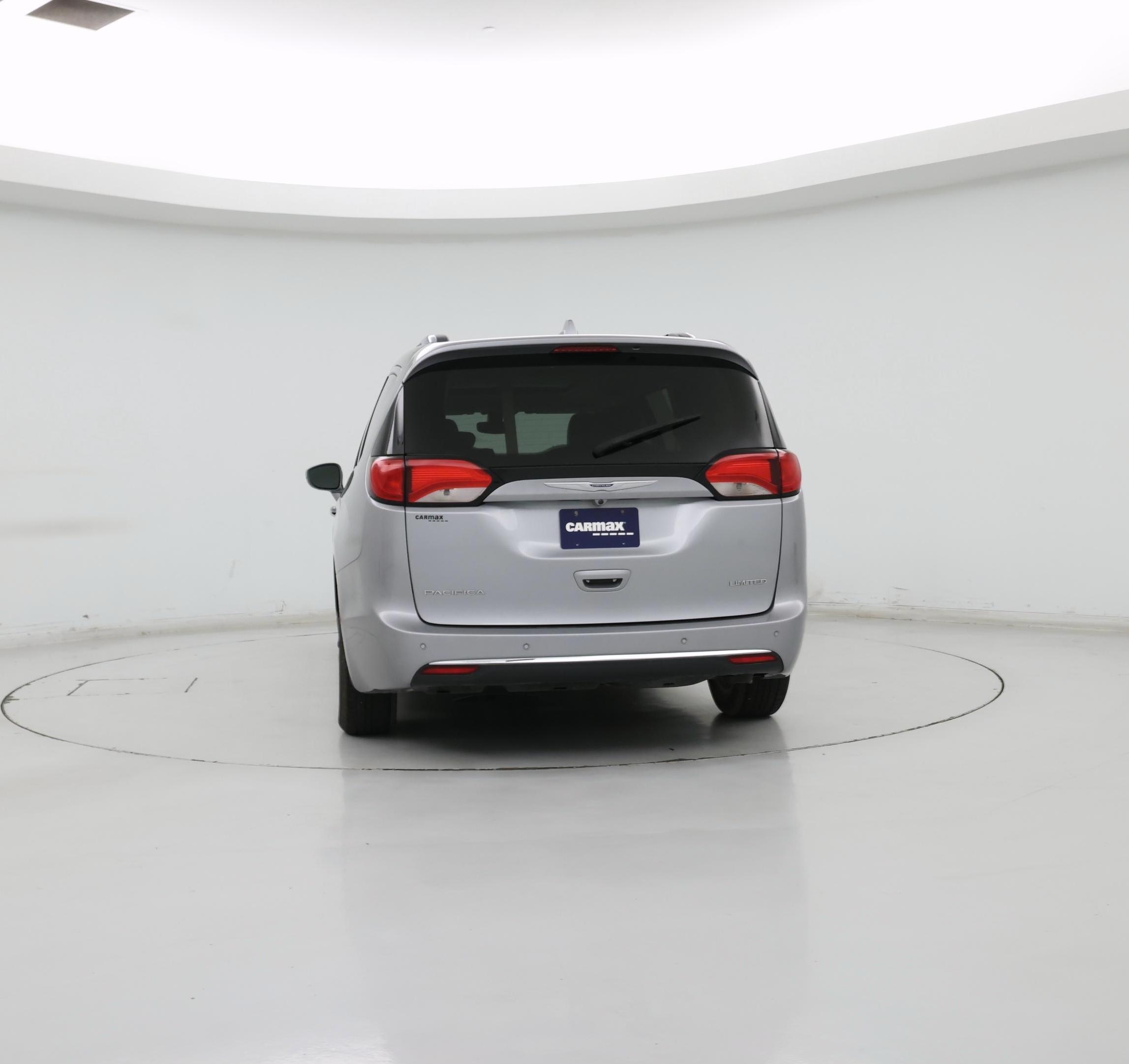 Thumbnail: 2019 Chrysler Pacifica - 6
