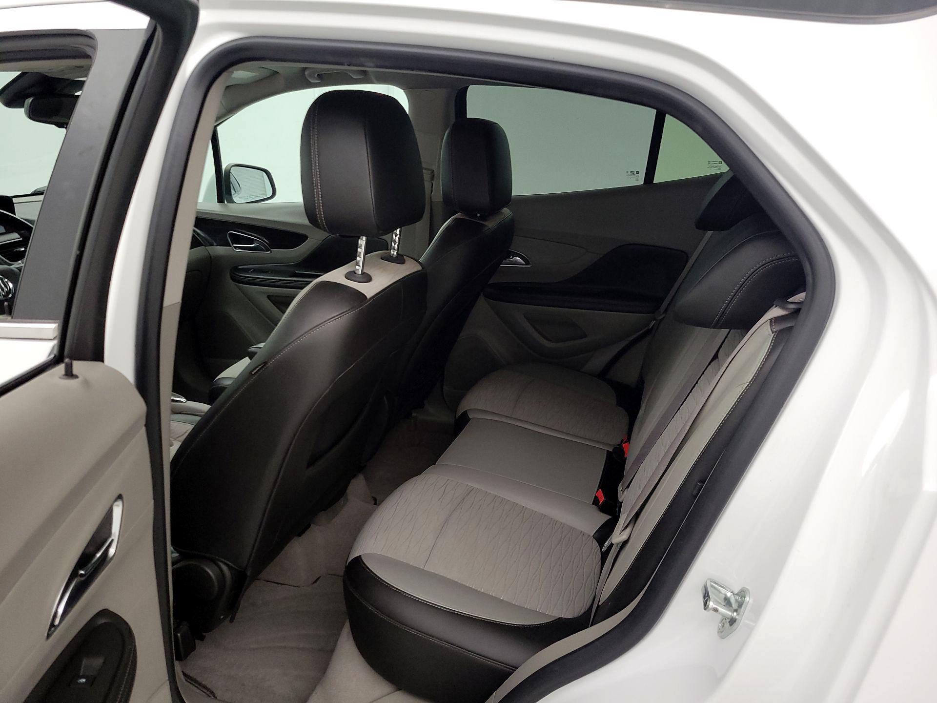 Thumbnail: 2016 Buick Encore - 18