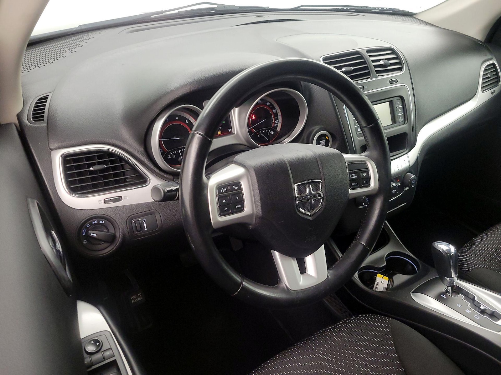 2020 Dodge Journey SE - Photo 10