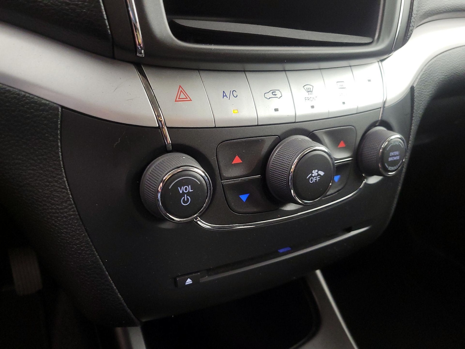 2020 Dodge Journey SE - Photo 17