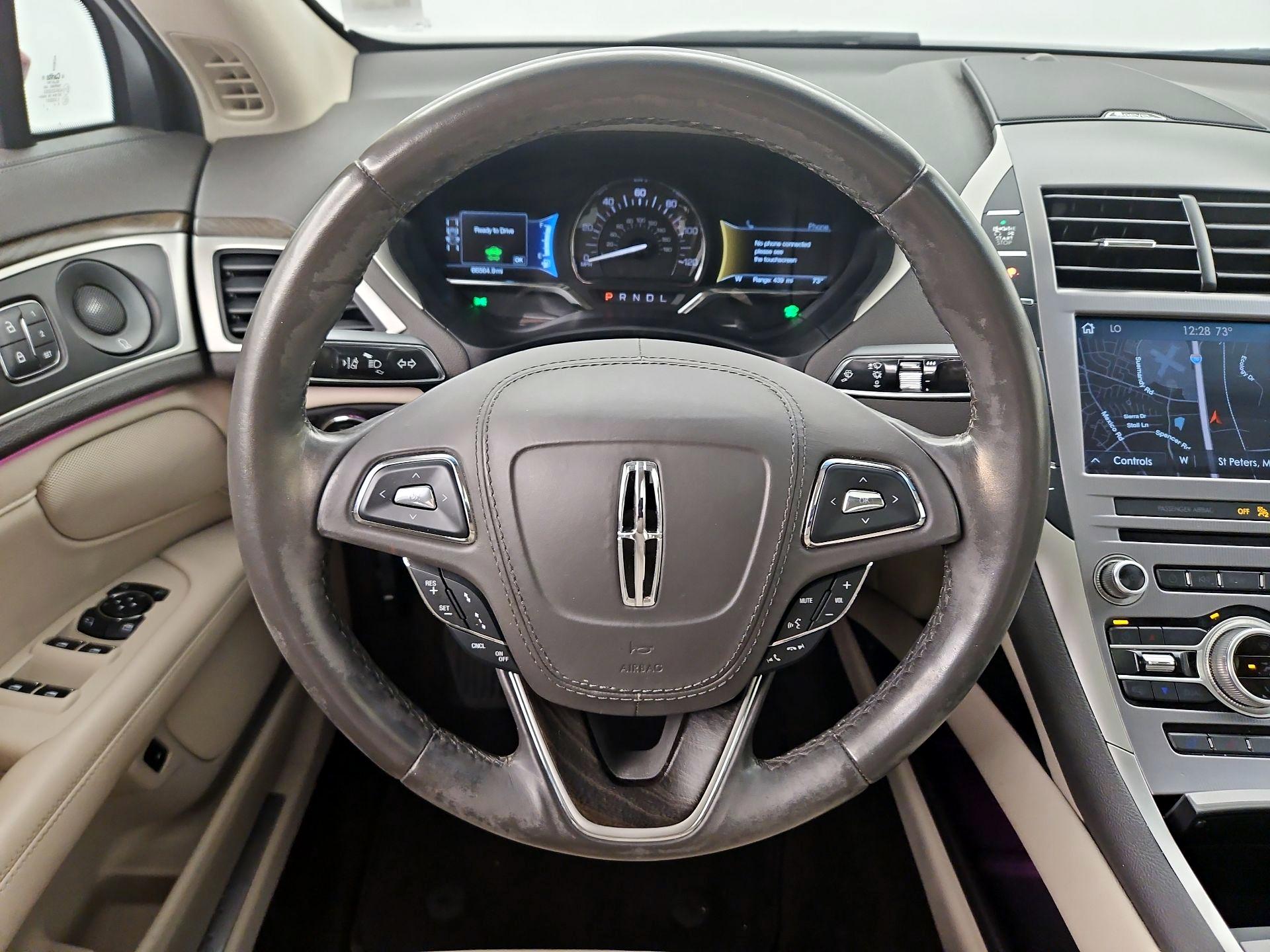 Thumbnail: 2020 Lincoln MKZ - 10
