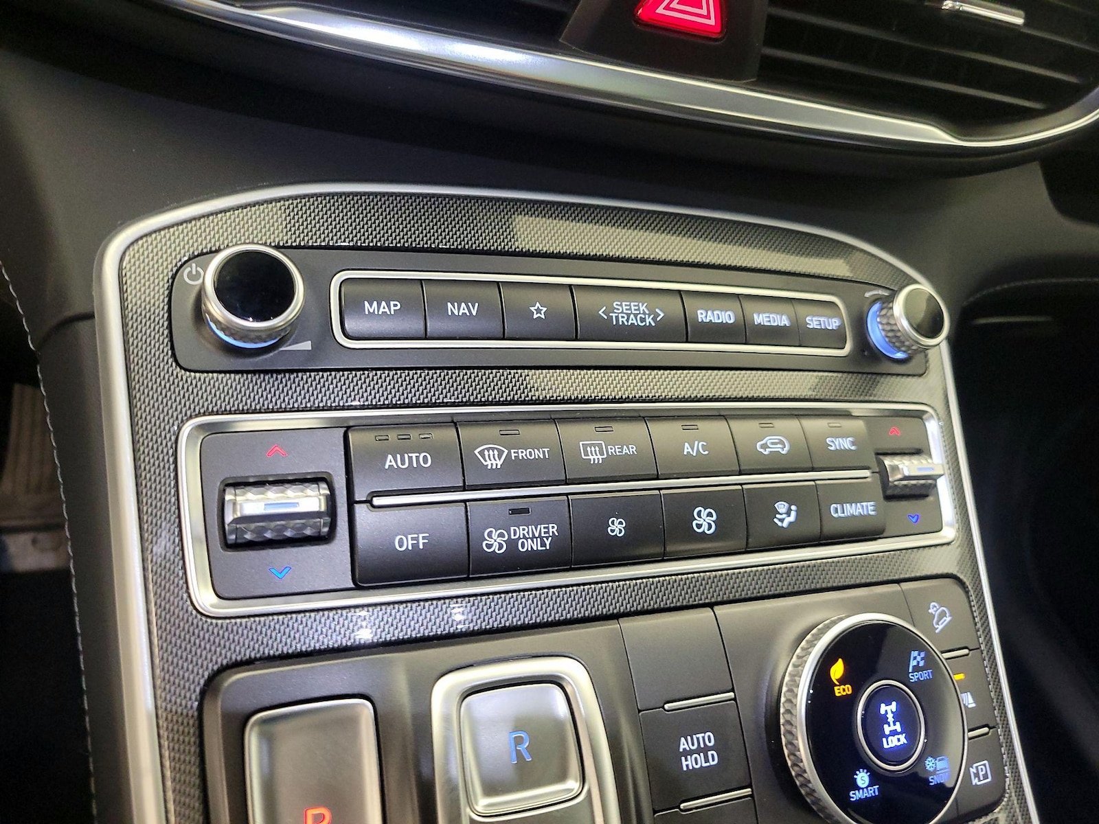2021 Hyundai Santa Fe Limited HEV - Photo 17