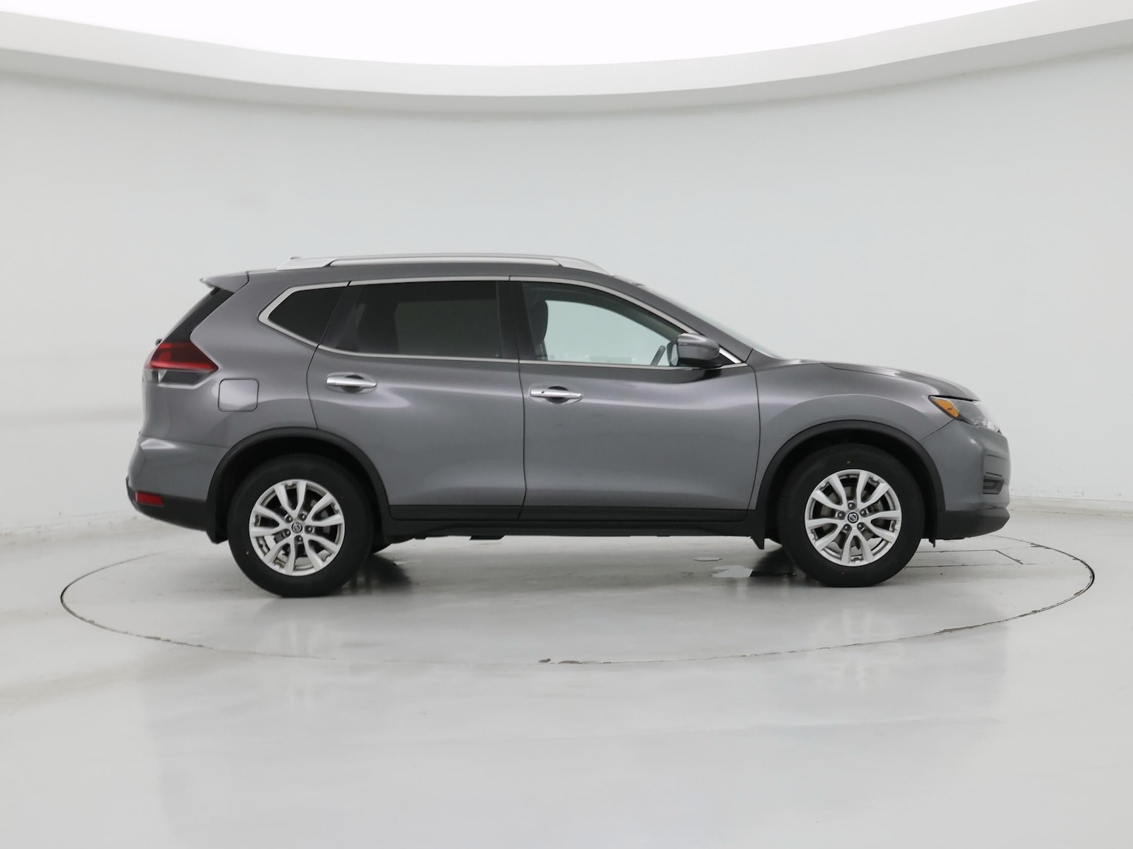 2019 Nissan Rogue SV - Photo 8