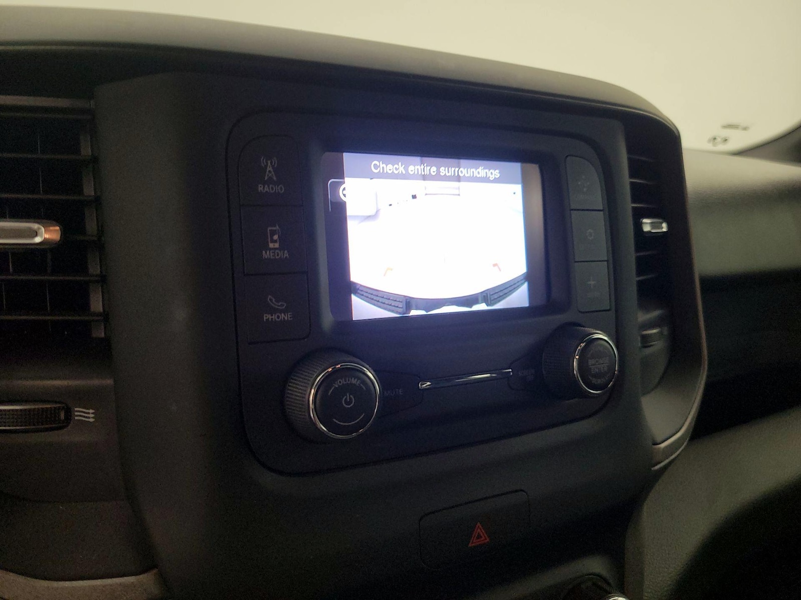 2024 RAM Ram 1500 Pickup Tradesman - Photo 15